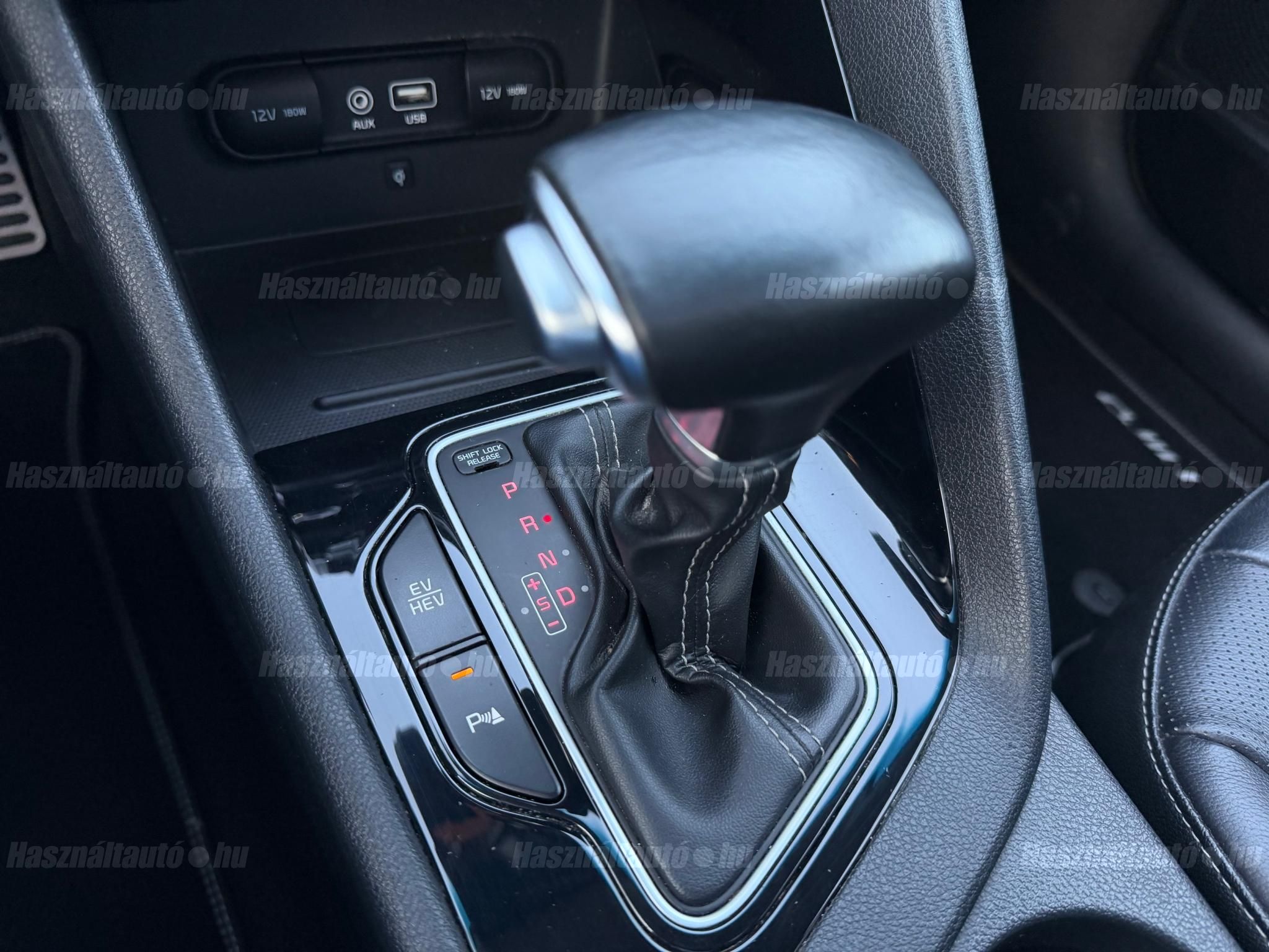 KIA NIRO PHEV 1.6 GDI Launch Edition DCT Plug-In.Hibrid.Bőr.JBL.Tető.2x