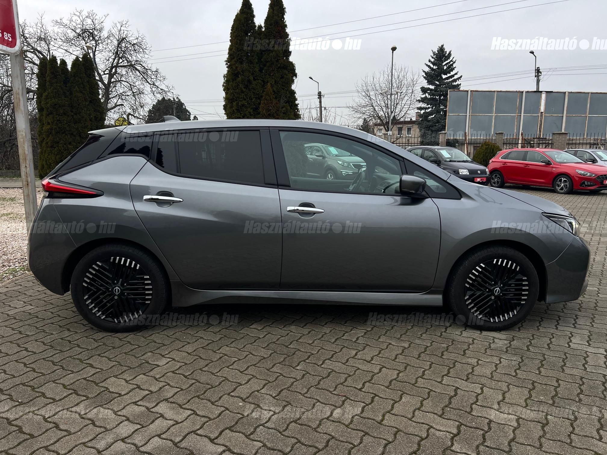 NISSAN LEAF N-Connecta 40kWh (Automata)