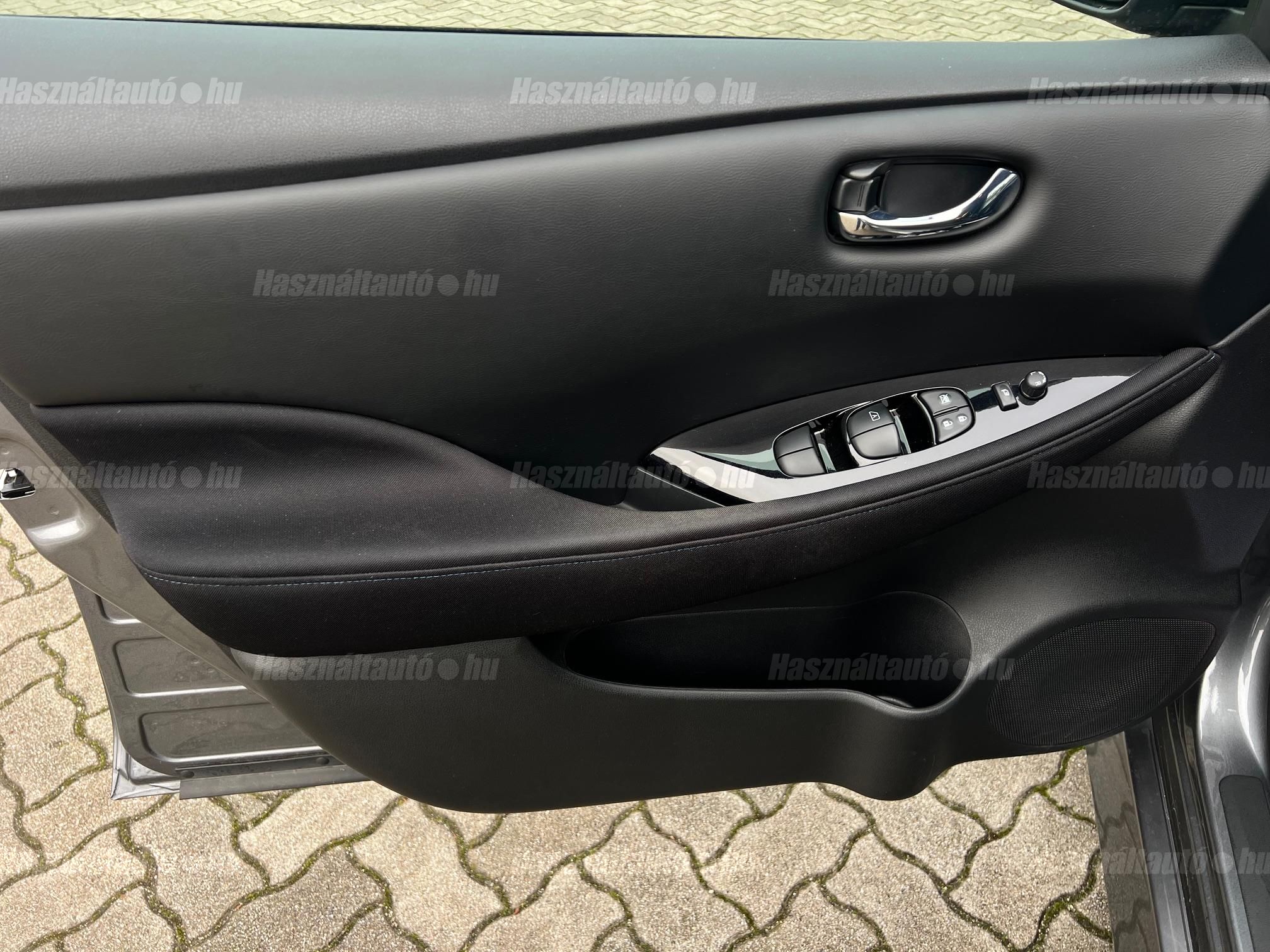NISSAN LEAF N-Connecta 40kWh (Automata)