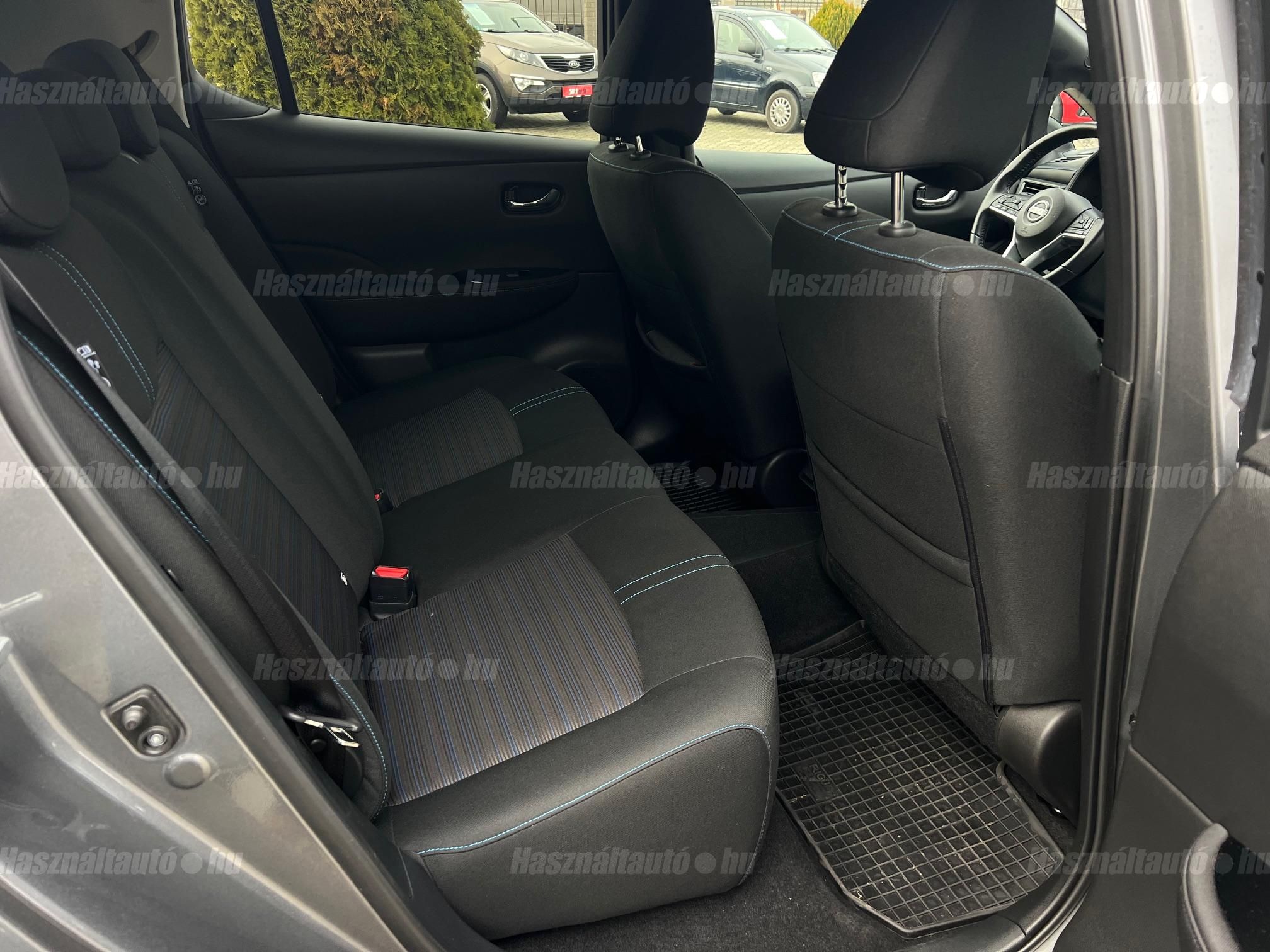 NISSAN LEAF N-Connecta 40kWh (Automata)