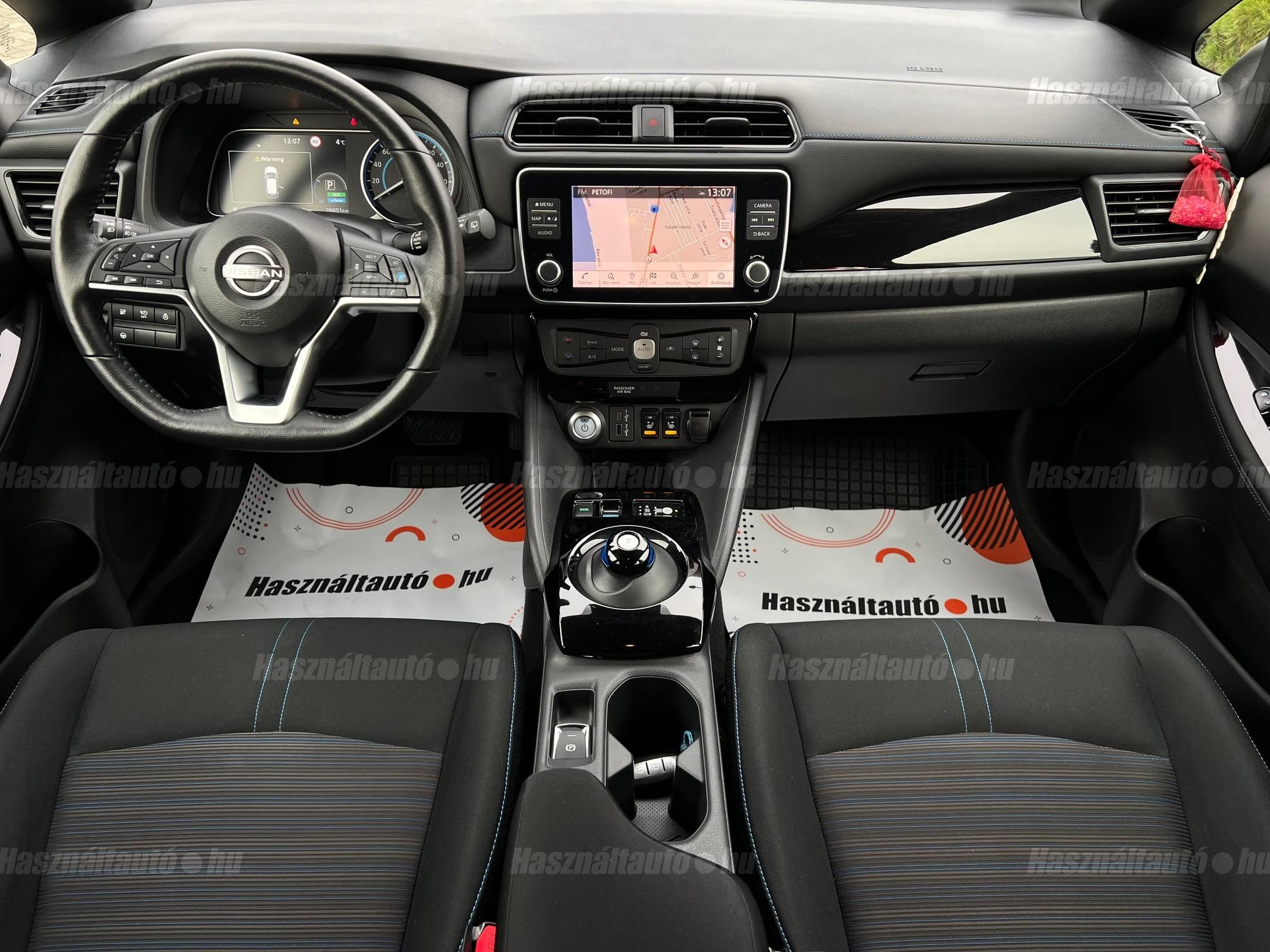 NISSAN LEAF N-Connecta 40kWh (Automata)