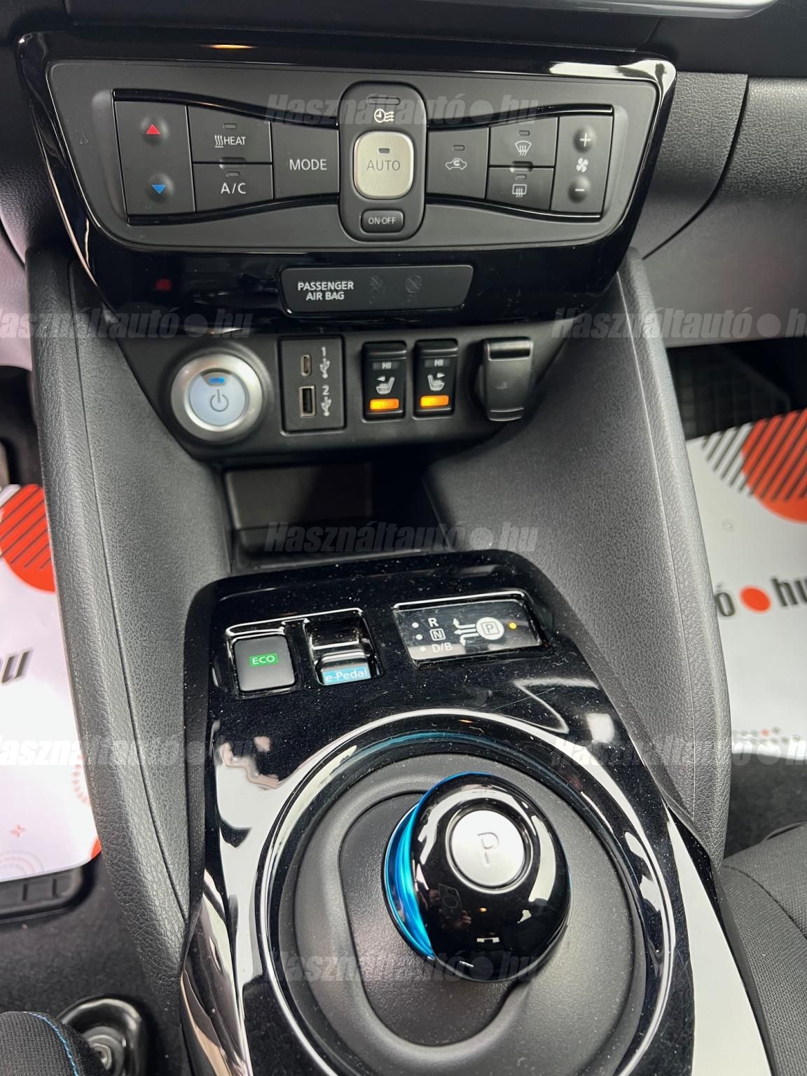NISSAN LEAF N-Connecta 40kWh (Automata)