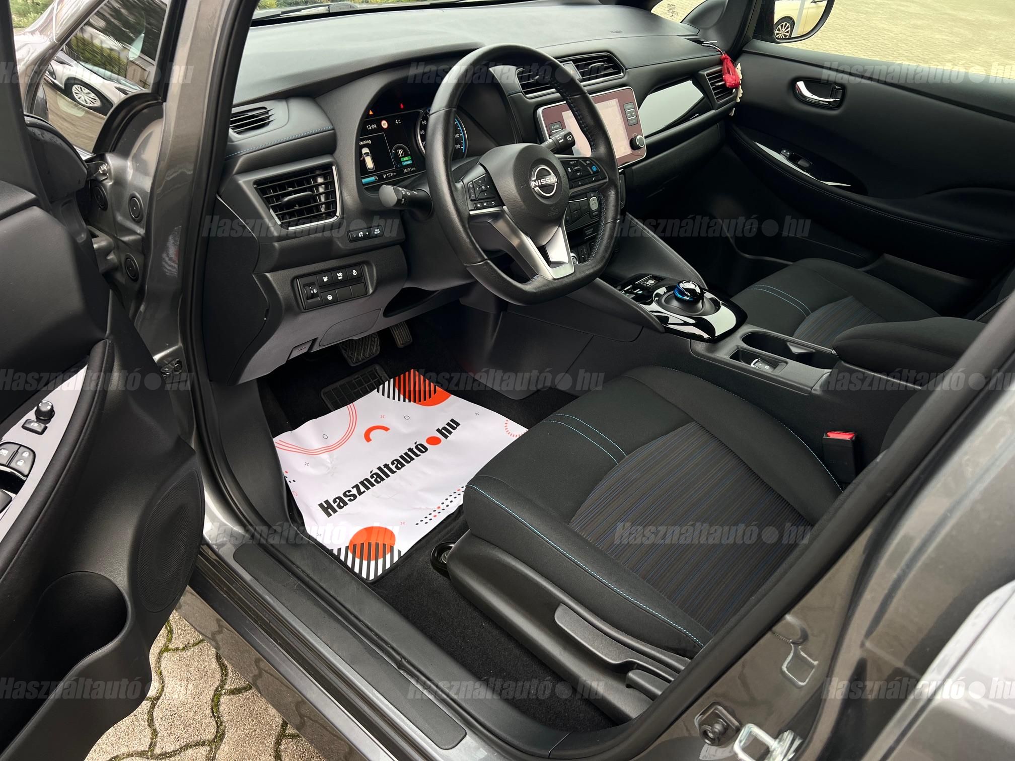 NISSAN LEAF N-Connecta 40kWh (Automata)