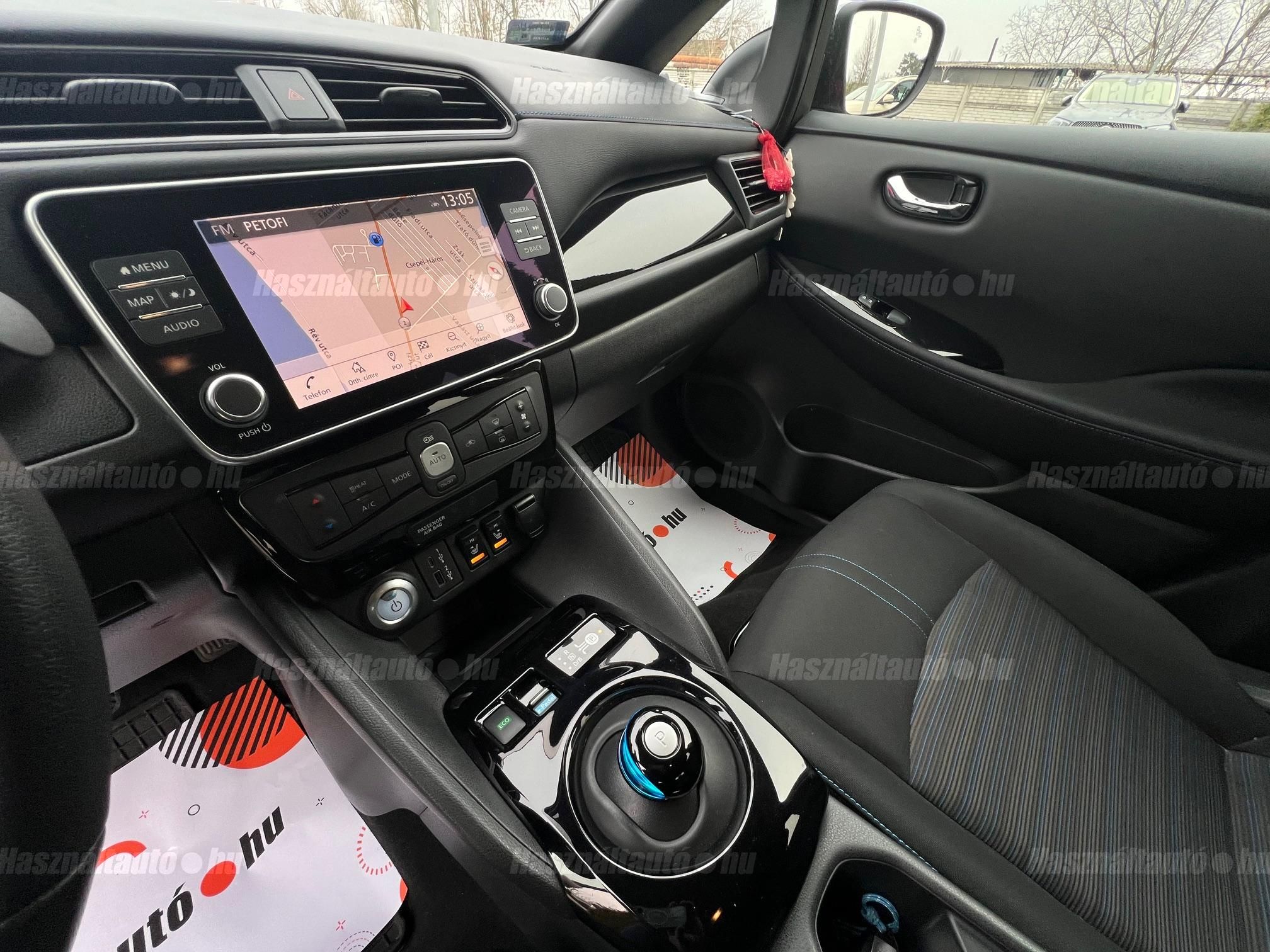 NISSAN LEAF N-Connecta 40kWh (Automata)