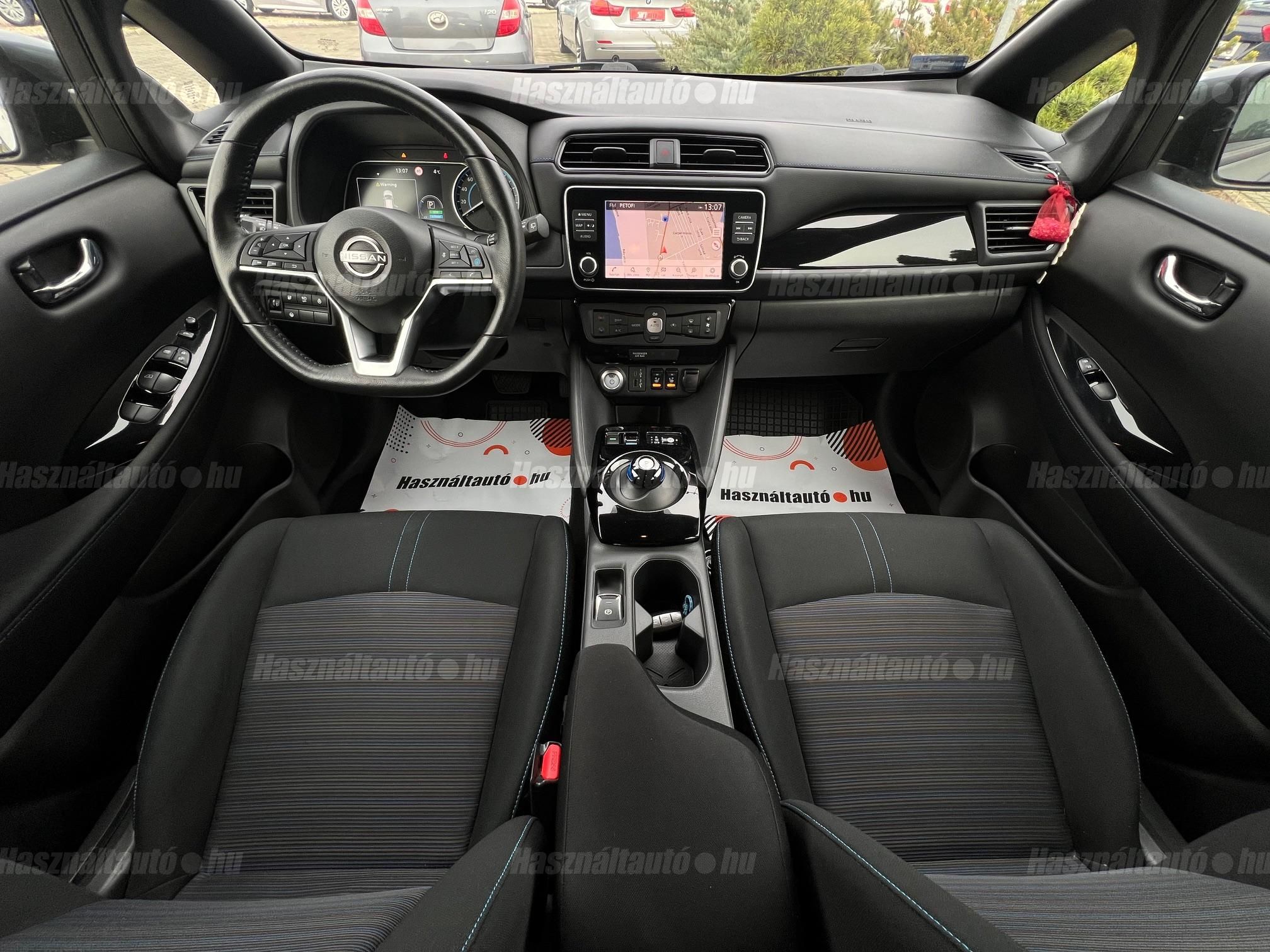 NISSAN LEAF N-Connecta 40kWh (Automata)