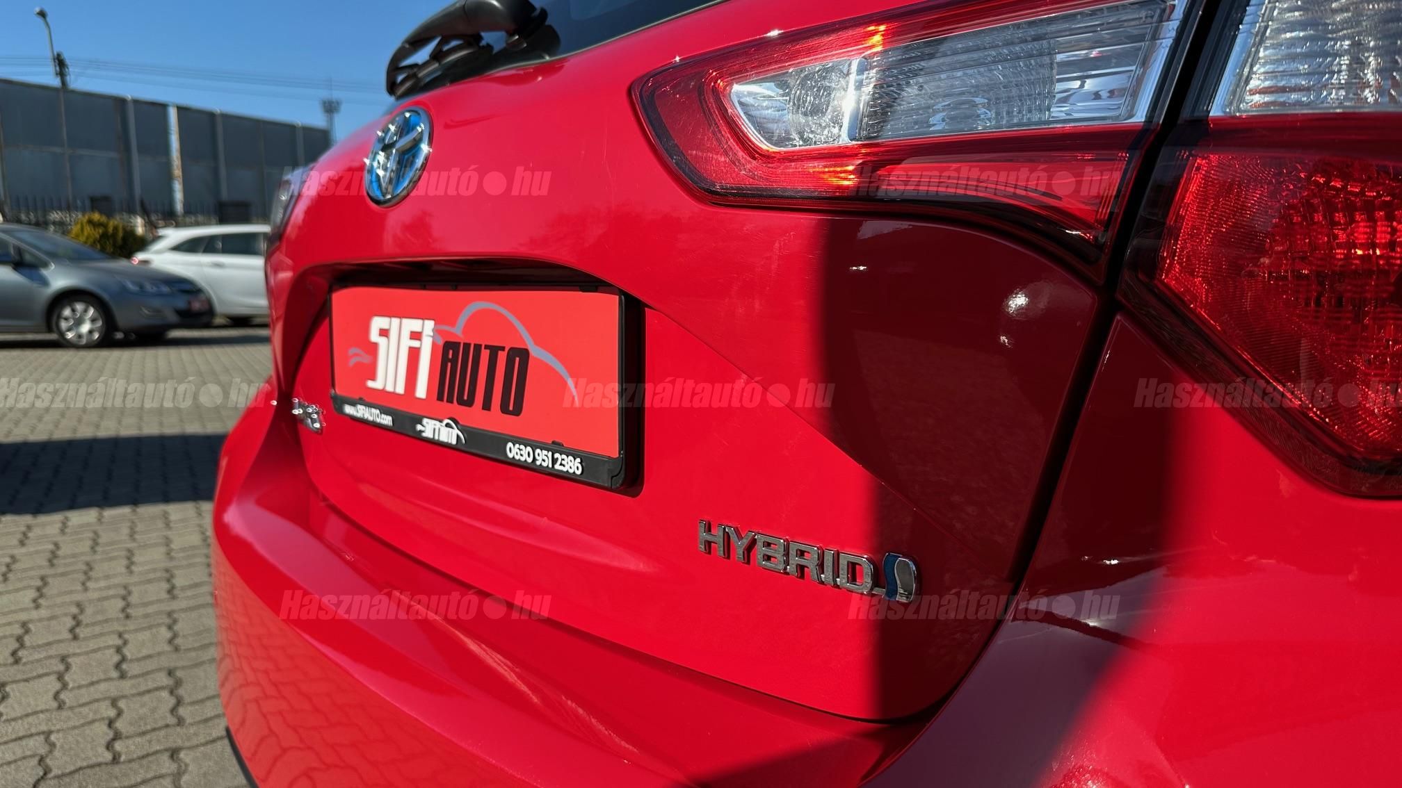 TOYOTA YARIS 1.5 VVT-i Hybrid Comfort e-CVT
