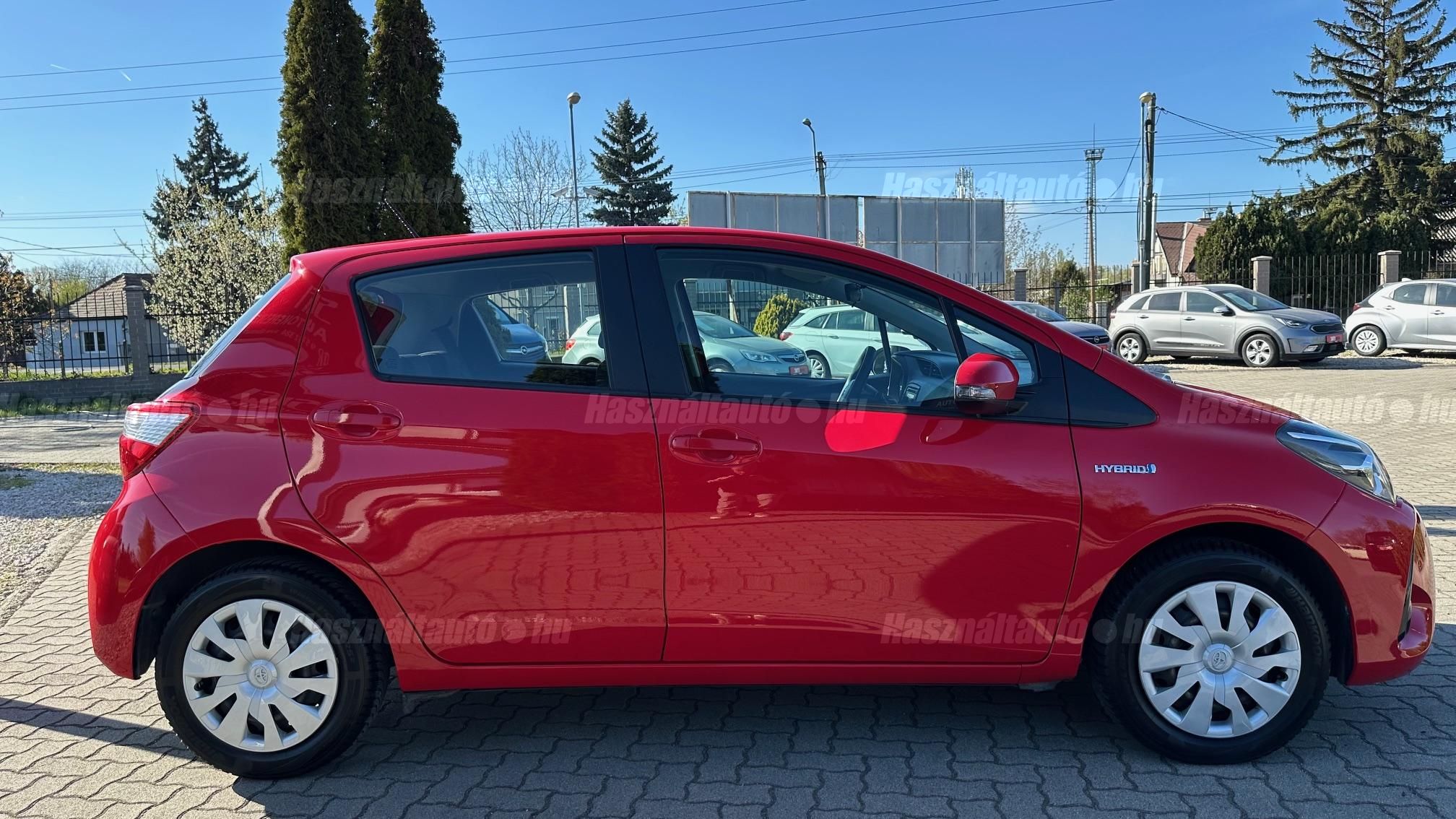 TOYOTA YARIS 1.5 VVT-i Hybrid Comfort e-CVT