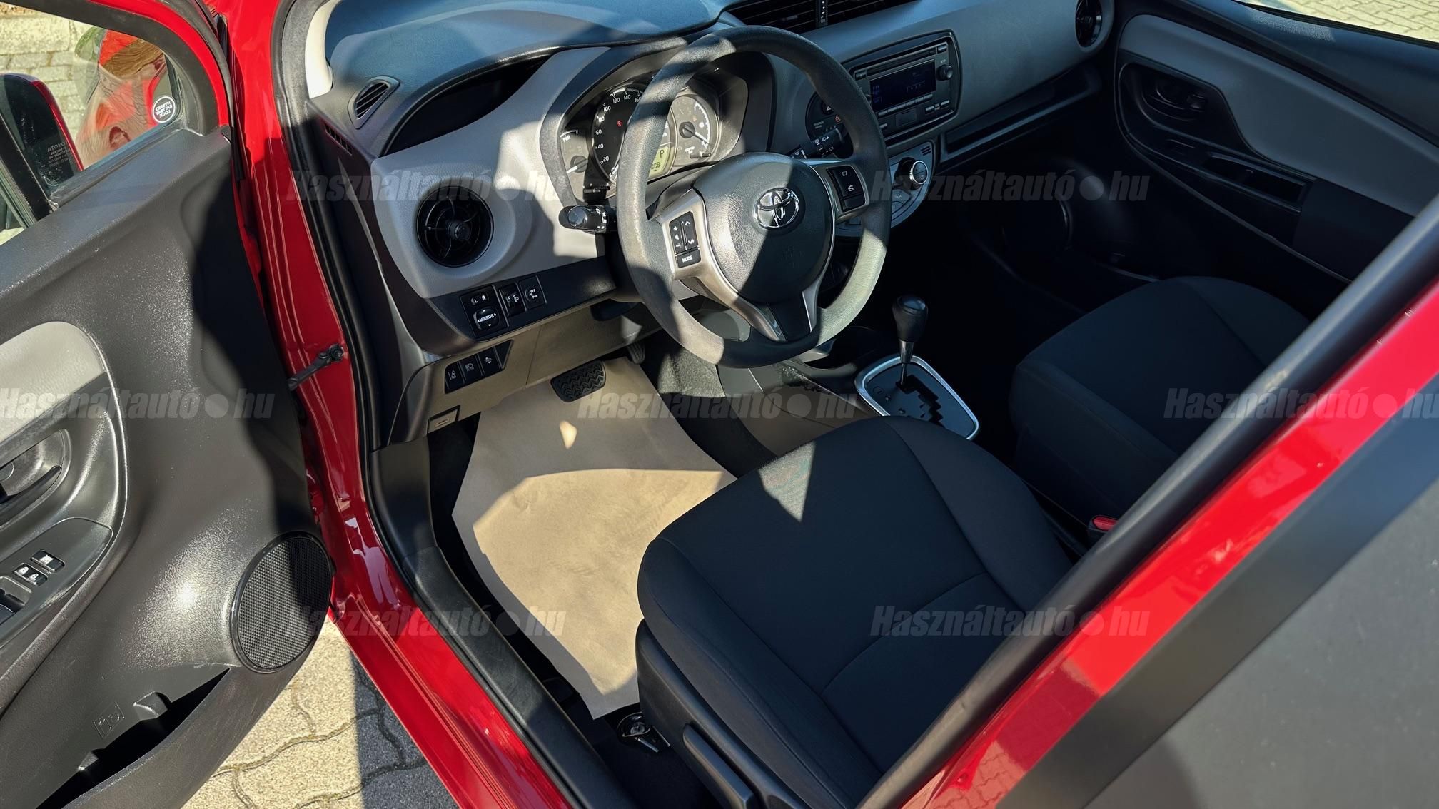 TOYOTA YARIS 1.5 VVT-i Hybrid Comfort e-CVT