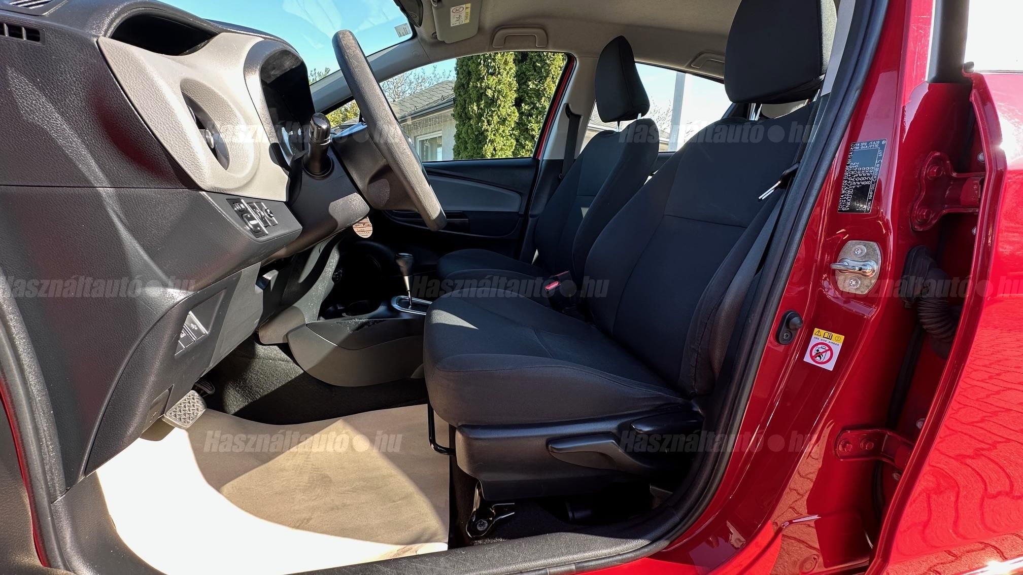 TOYOTA YARIS 1.5 VVT-i Hybrid Comfort e-CVT