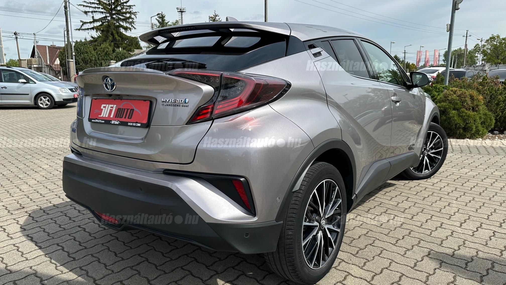 TOYOTA C-HR 1.8 Hybrid Executive LED Premium pack Leather e-CVT 3.év.Garancia./35.eKM/