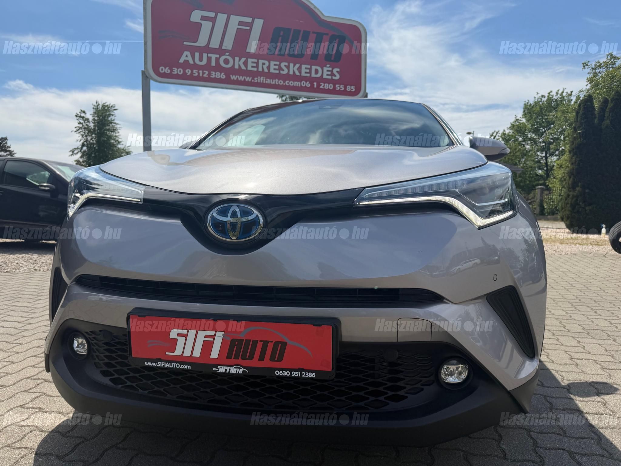 TOYOTA C-HR 1.8 Hybrid Executive LED Premium pack Leather e-CVT 3.év.Garancia./35.eKM/