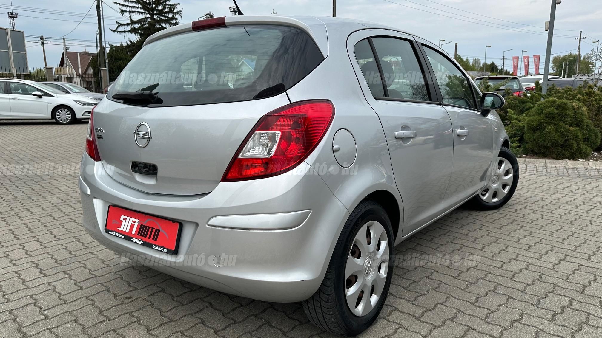 OPEL CORSA 1.4 Enjoy