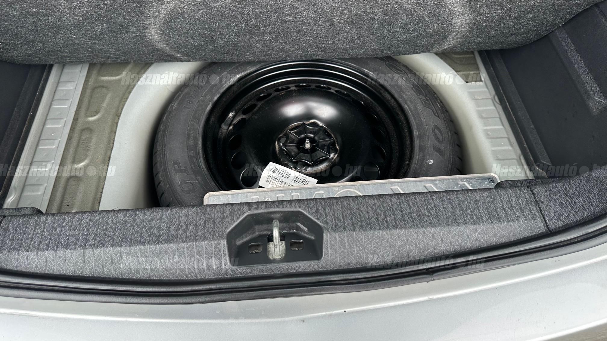 OPEL CORSA 1.4 Enjoy