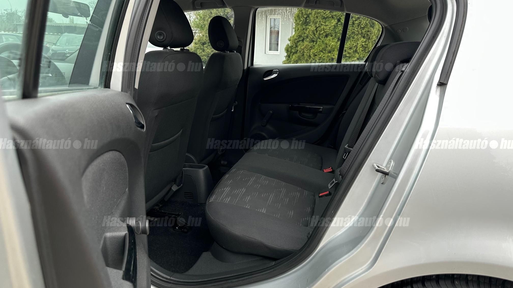 OPEL CORSA 1.4 Enjoy