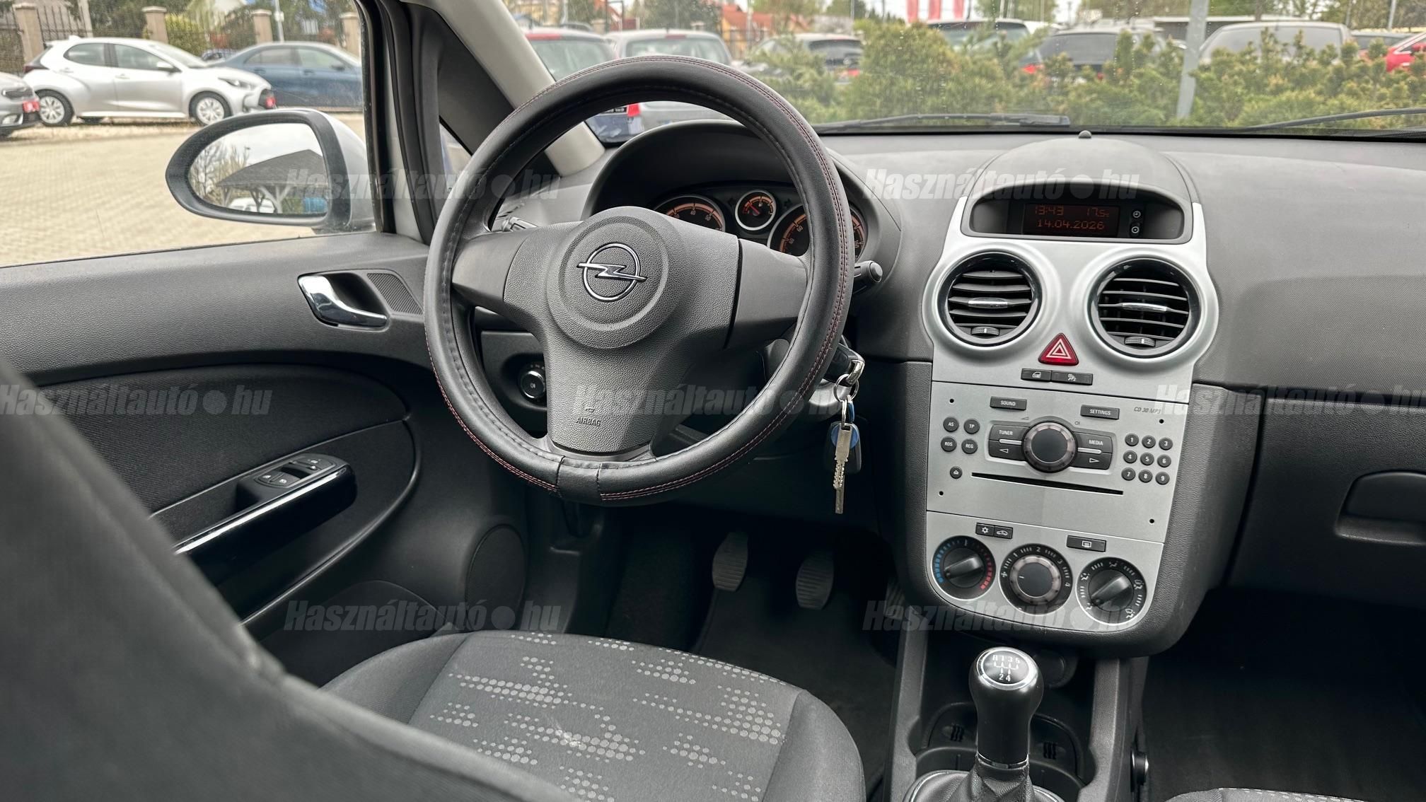 OPEL CORSA 1.4 Enjoy