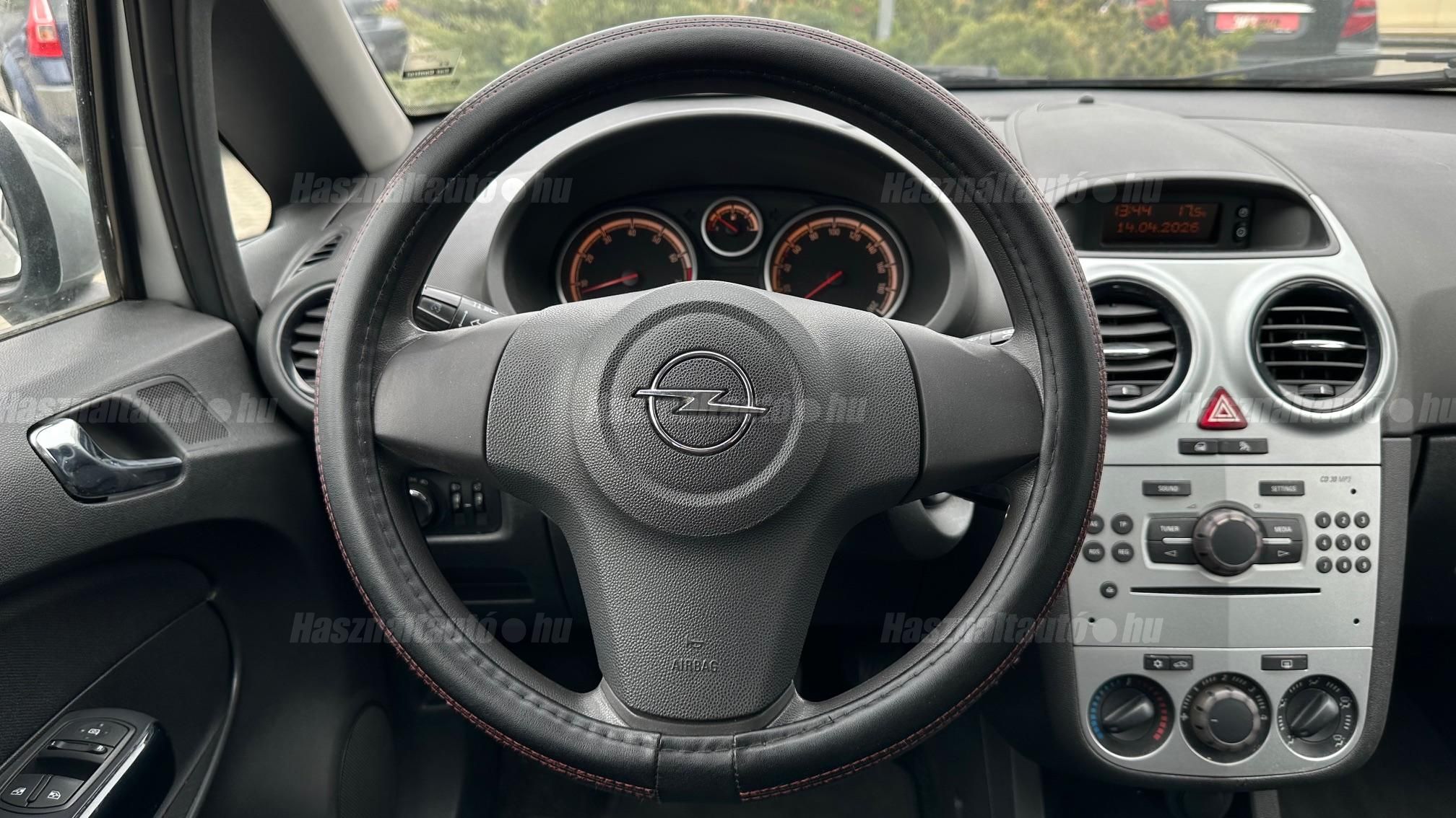 OPEL CORSA 1.4 Enjoy