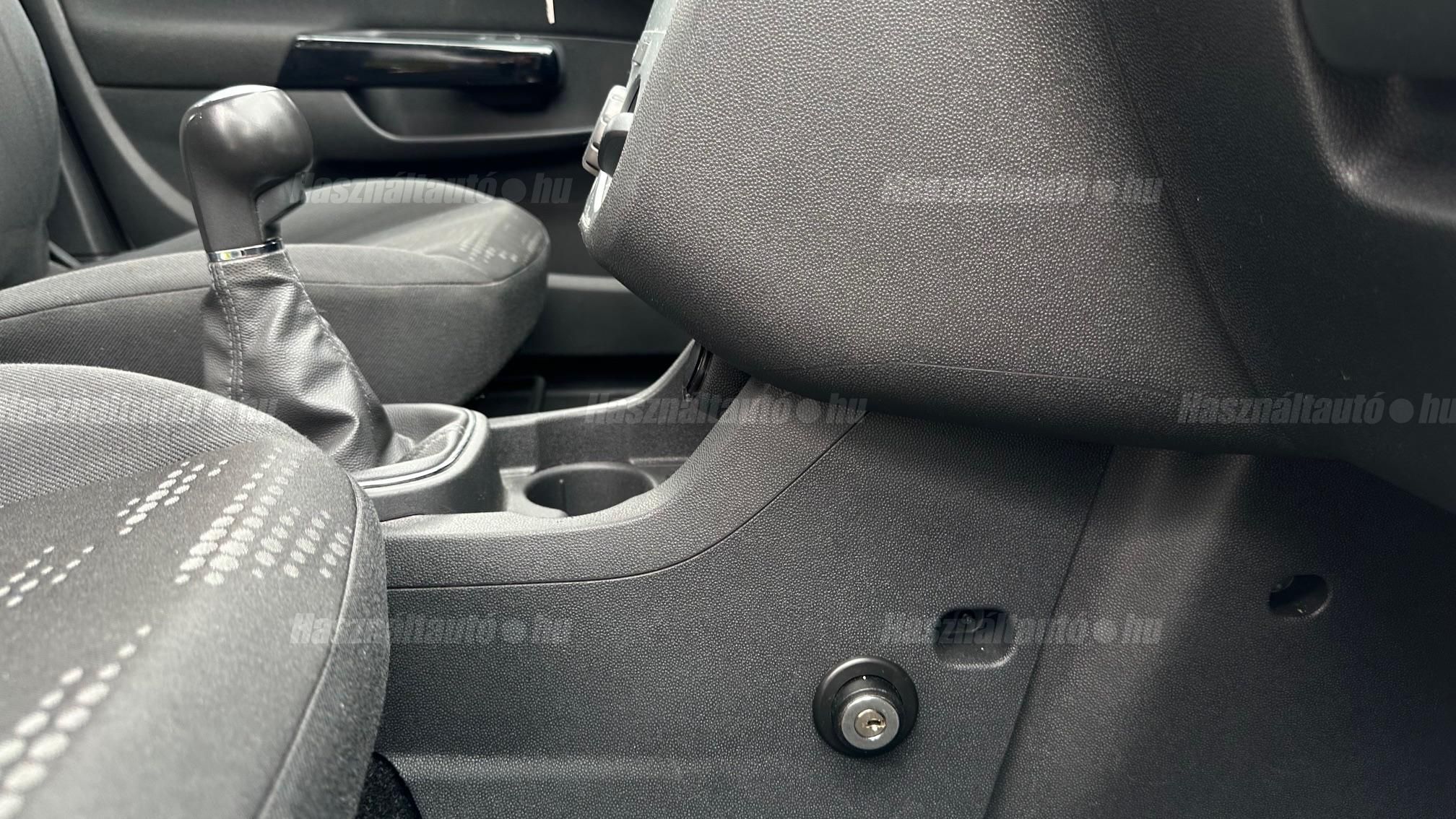 OPEL CORSA 1.4 Enjoy