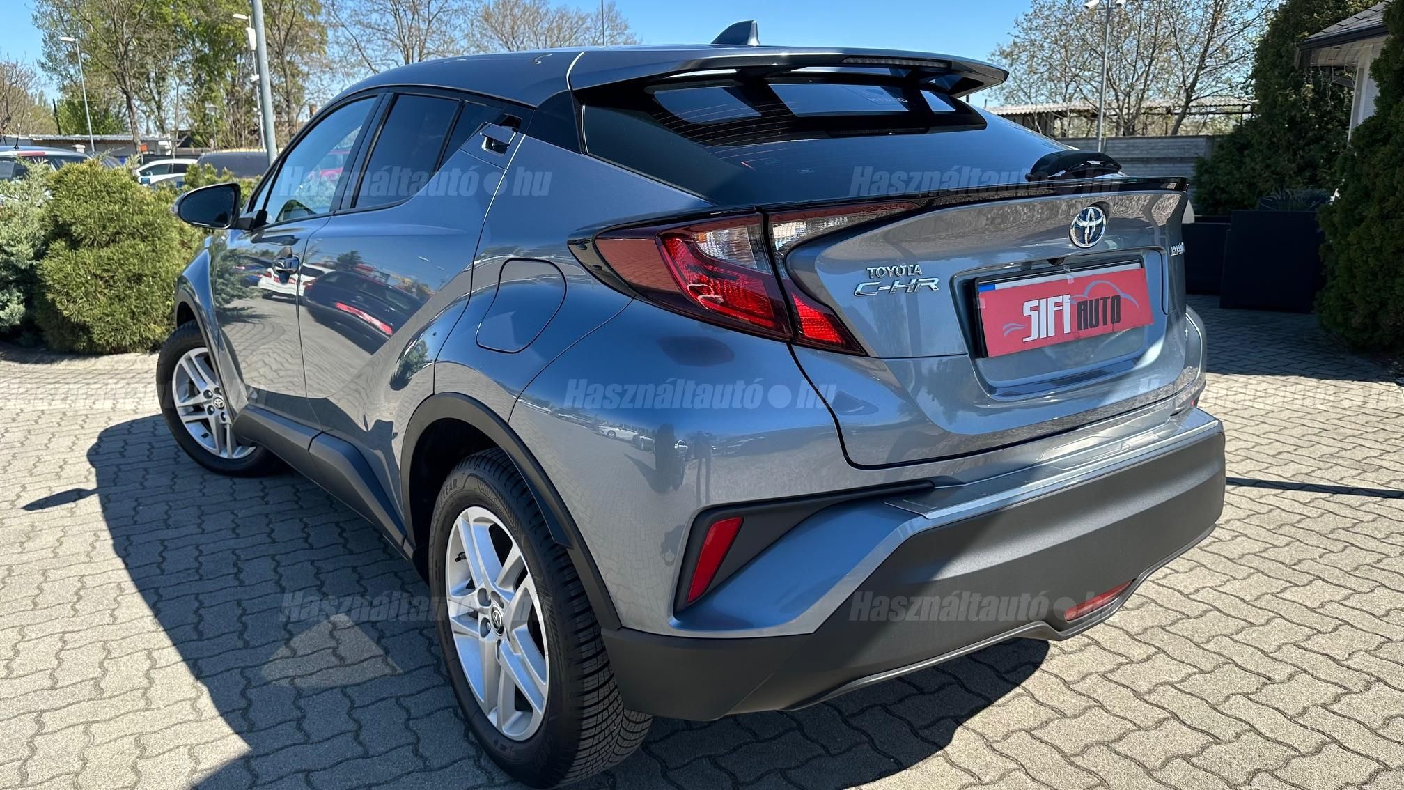 TOYOTA C-HR 1.8 Hybrid Comfort Business e-CVT