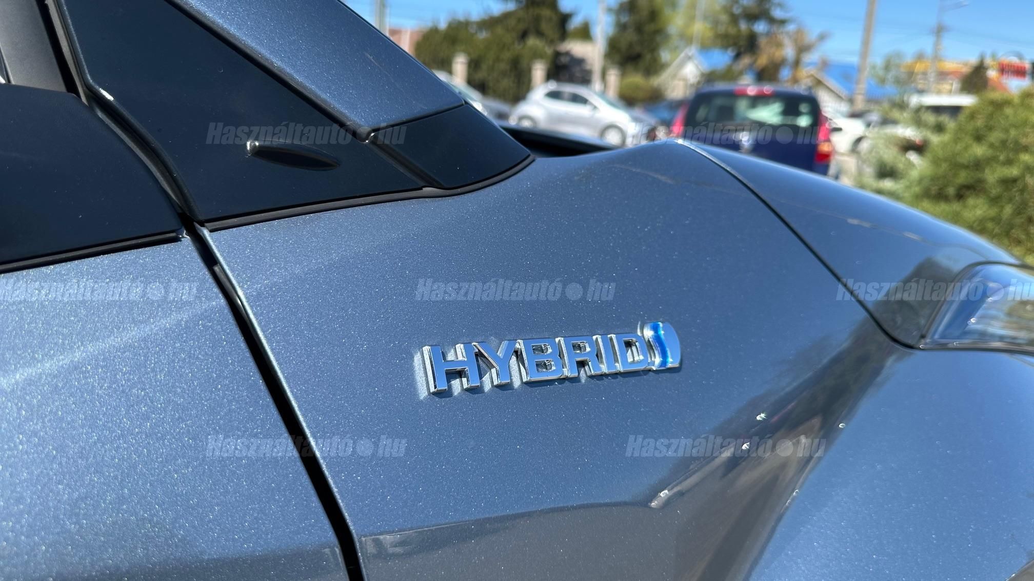 TOYOTA C-HR 1.8 Hybrid Comfort Business e-CVT