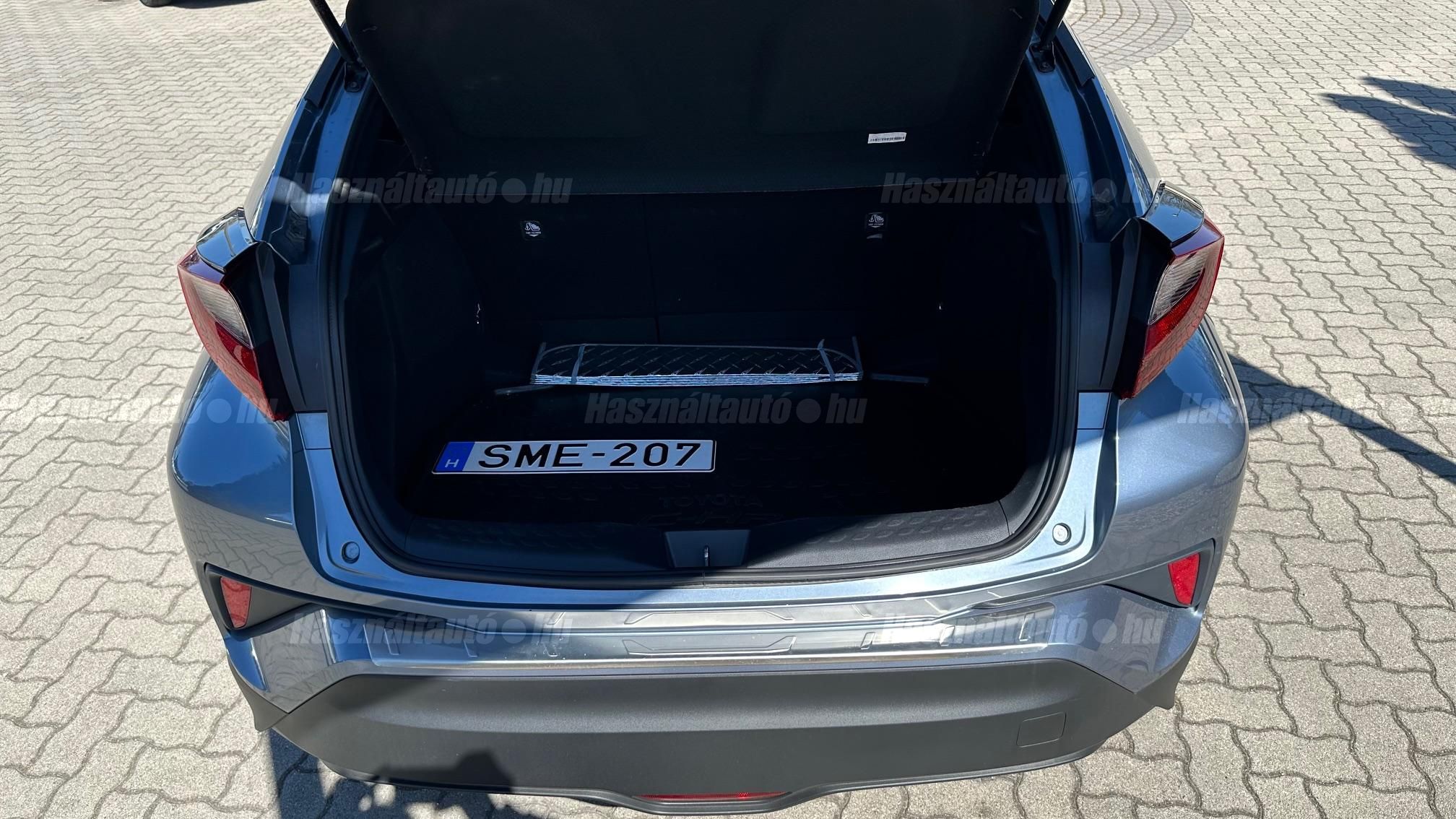 TOYOTA C-HR 1.8 Hybrid Comfort Business e-CVT