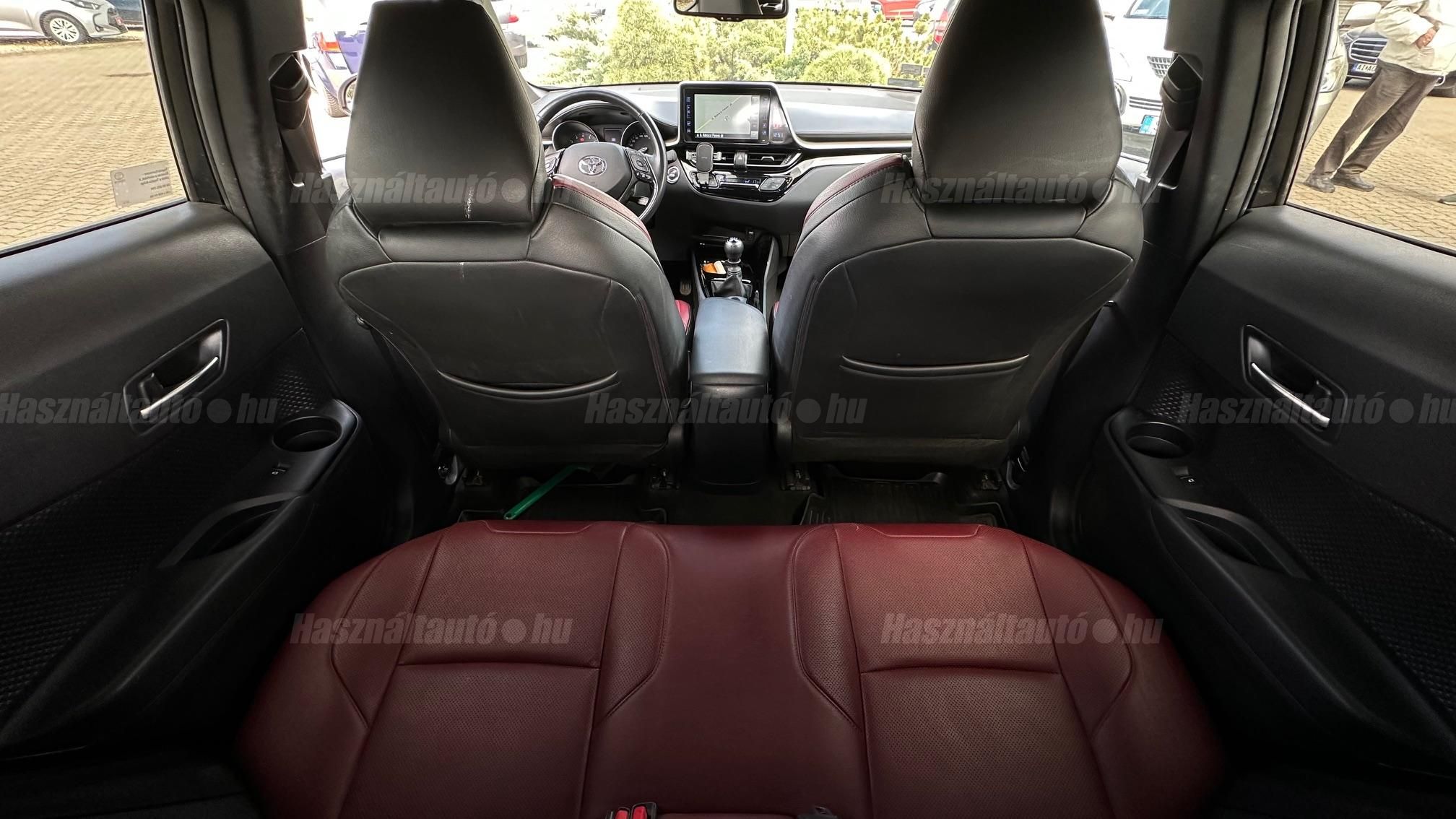 TOYOTA C-HR 1.2T Selection