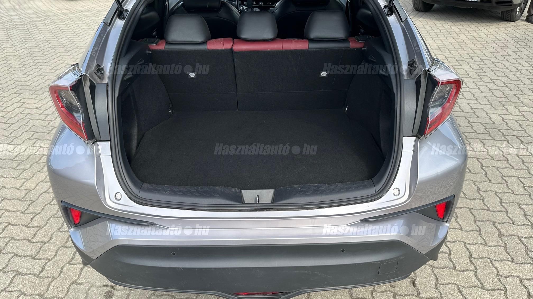 TOYOTA C-HR 1.2T Selection