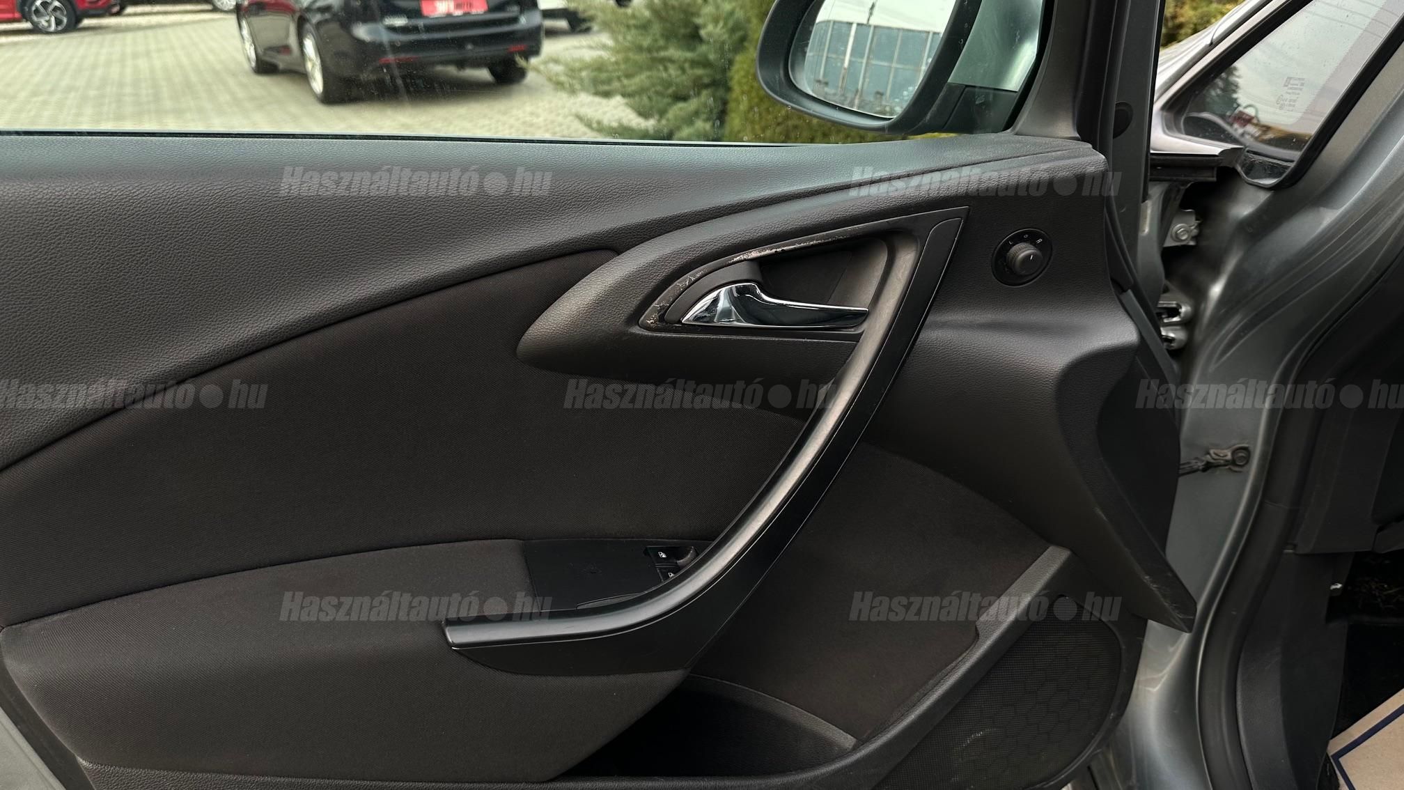 OPEL ASTRA 1.4 T Enjoy J.
