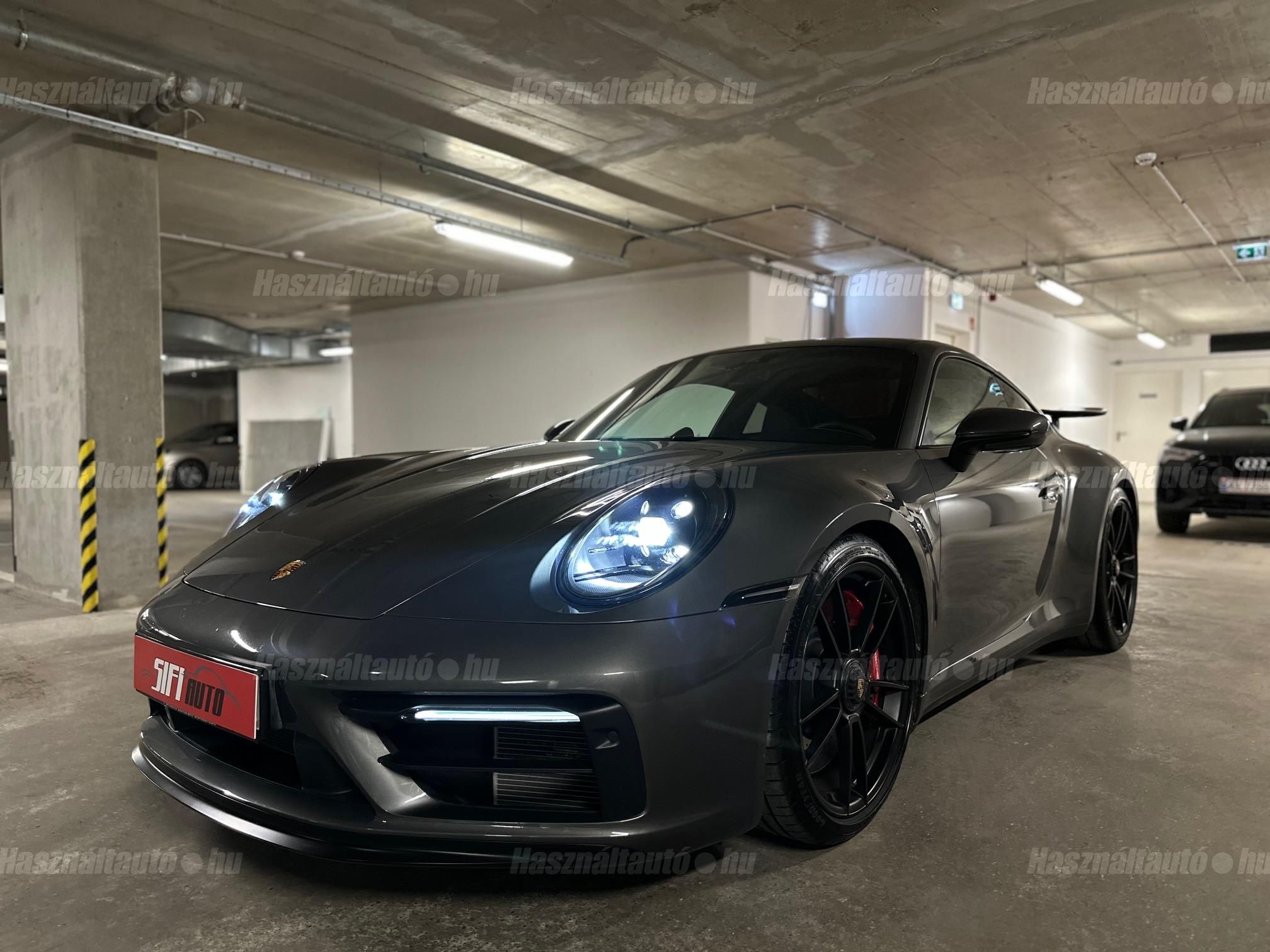 PORSCHE 911 Carrera GTS PDK