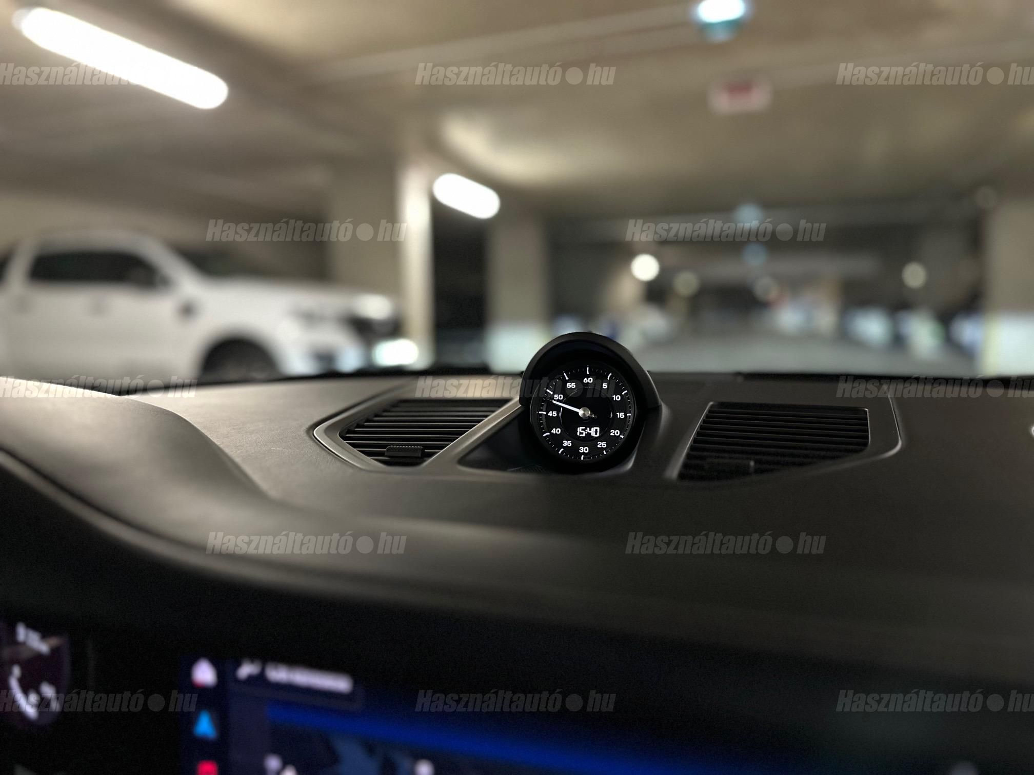 PORSCHE 911 Carrera GTS PDK
