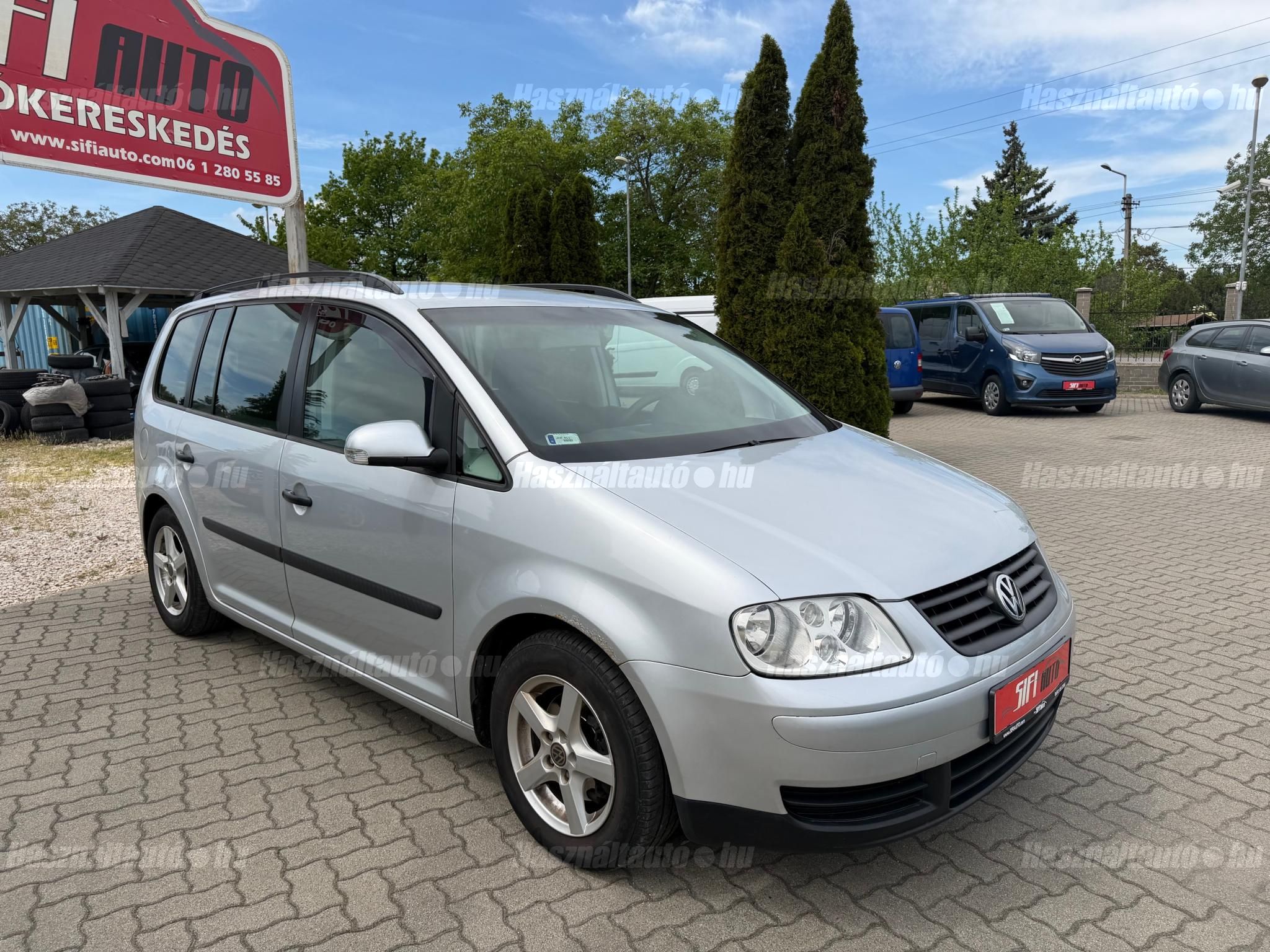 VOLKSWAGEN TOURAN 1.6 Conceptline