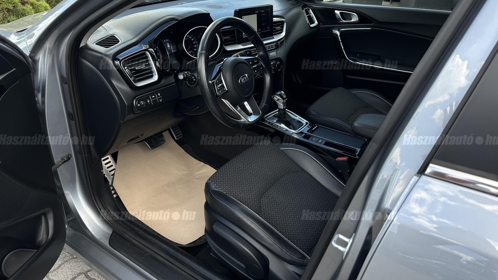 KIA CEE'D Ceed 1.4 T-GDI Gold DCT