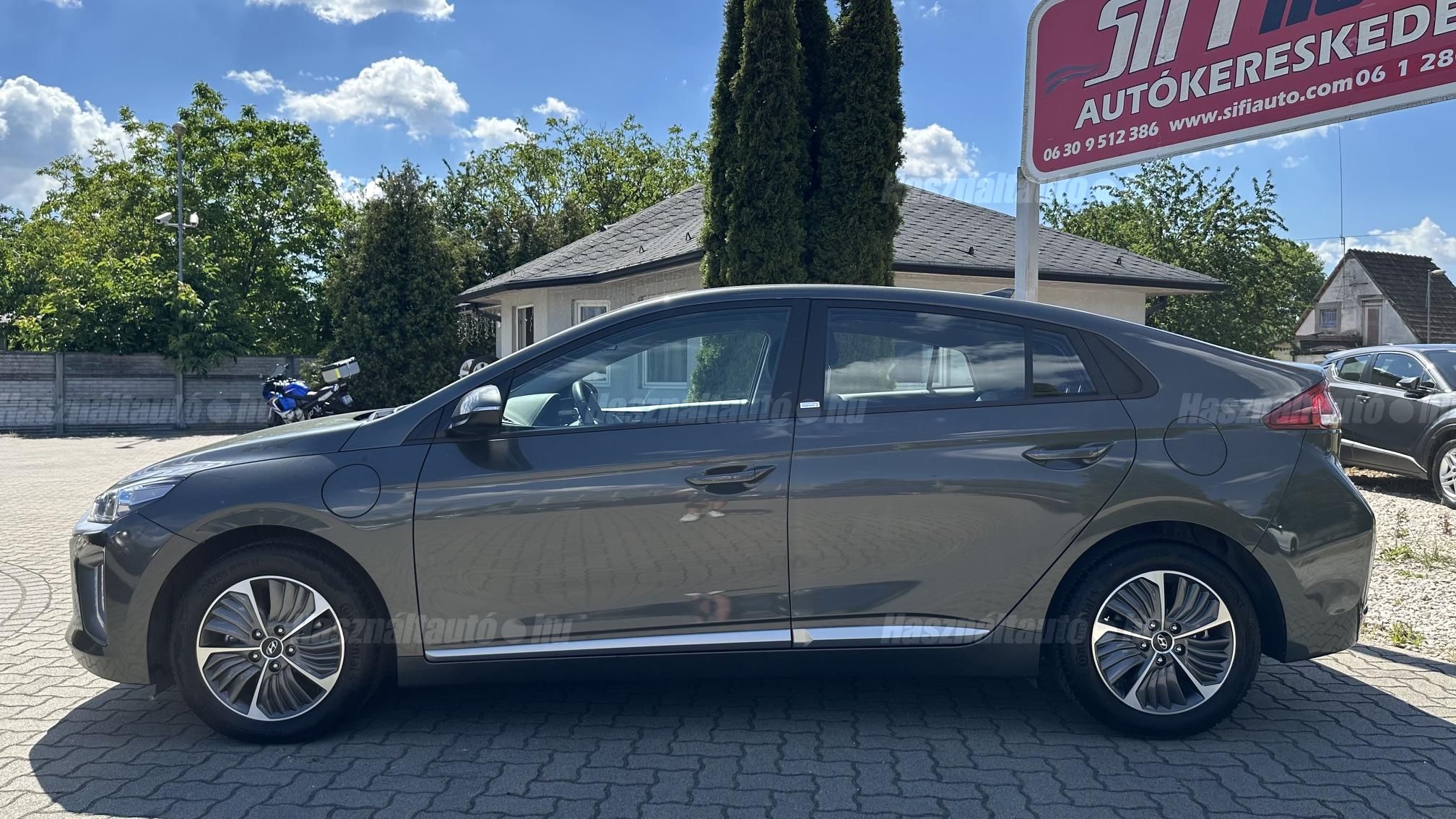 HYUNDAI IONIQ plug-in 1.6 GDi Premium DCT 1.év.Ajéndék.Garancia/Garantált.13.e.Km.