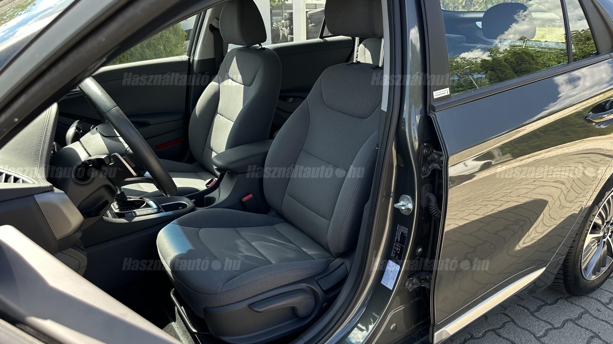HYUNDAI IONIQ plug-in 1.6 GDi Premium DCT 1.év.Ajéndék.Garancia/Garantált.13.e.Km.