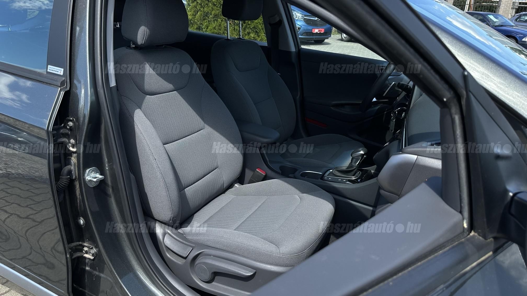 HYUNDAI IONIQ plug-in 1.6 GDi Premium DCT 1.év.Ajéndék.Garancia/Garantált.13.e.Km.
