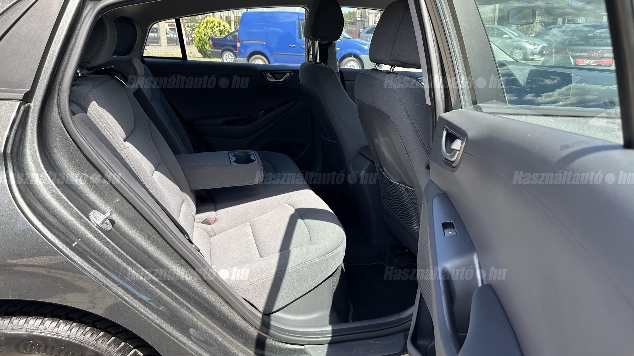 HYUNDAI IONIQ plug-in 1.6 GDi Premium DCT 1.év.Ajéndék.Garancia/Garantált.13.e.Km.