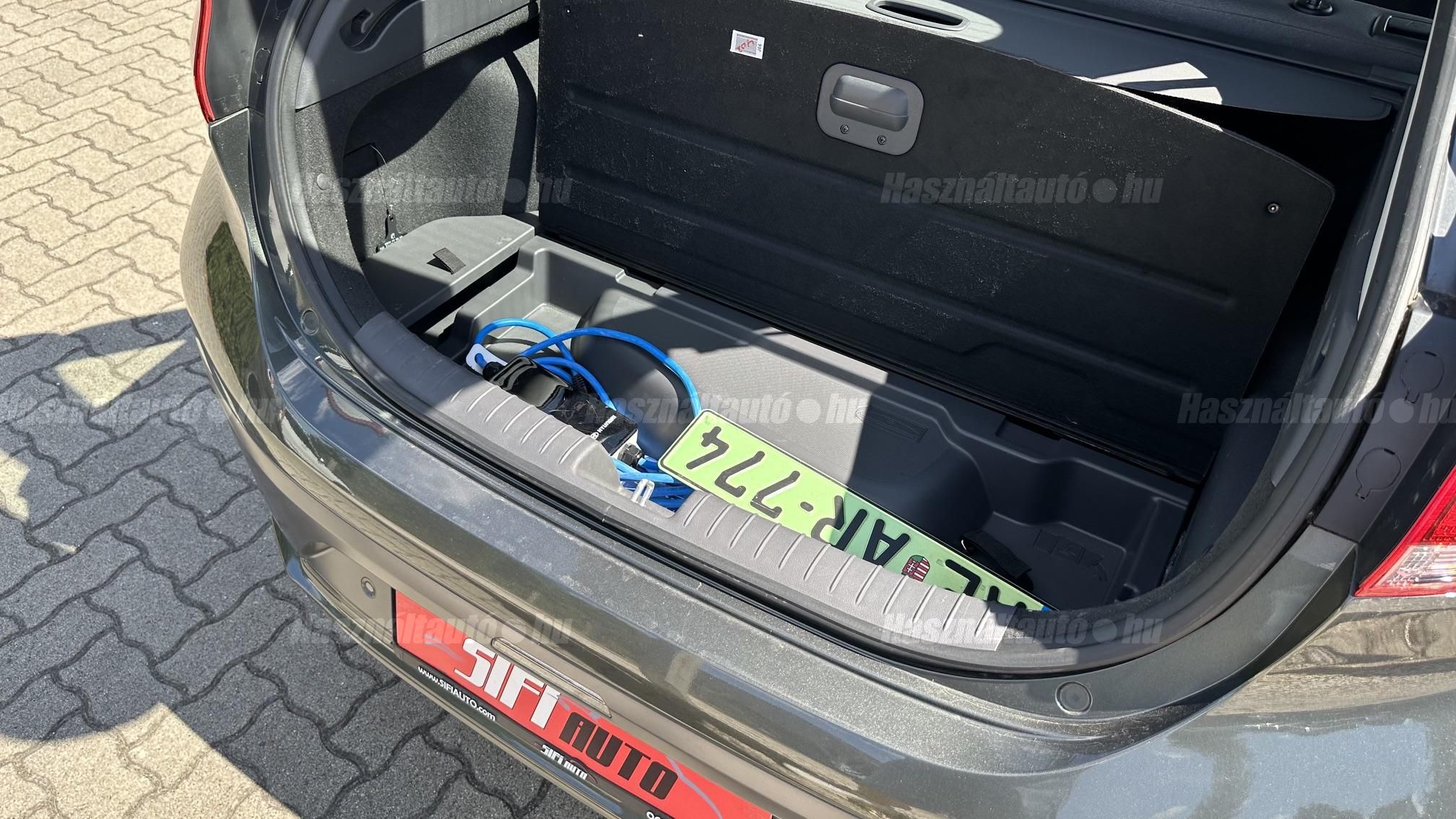 HYUNDAI IONIQ plug-in 1.6 GDi Premium DCT 1.év.Ajéndék.Garancia/Garantált.13.e.Km.
