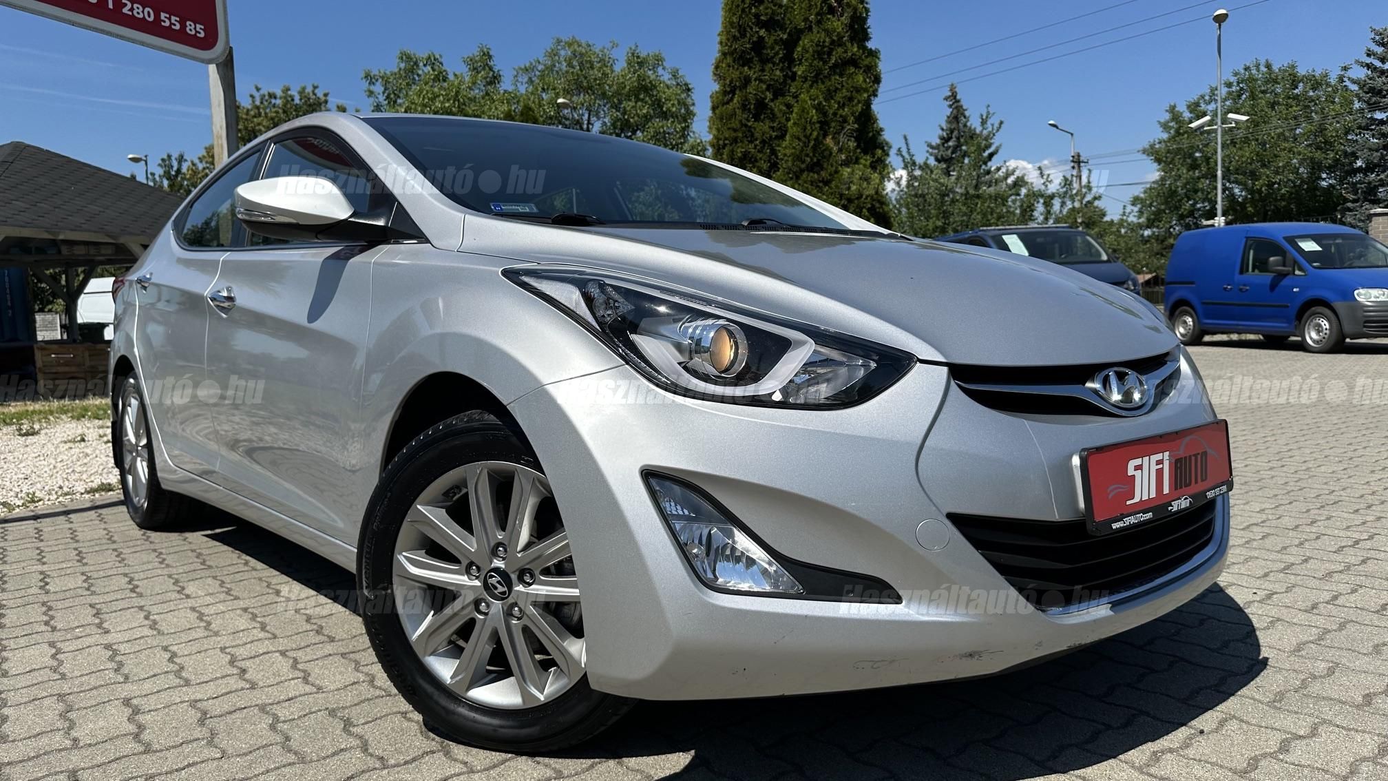 HYUNDAI ELANTRA 1.6 MPi Executive (Automata)