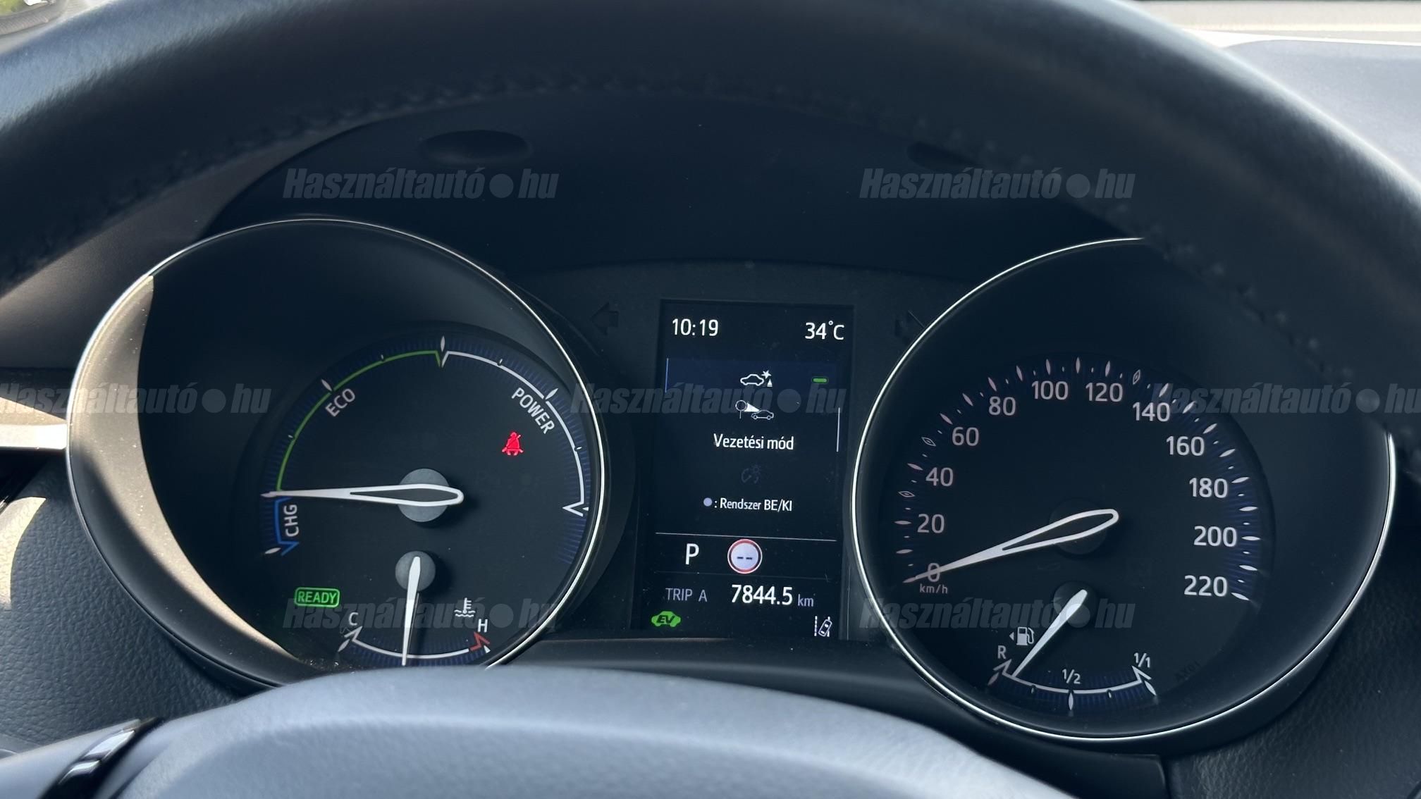 TOYOTA C-HR 1.8 Hybrid Executive Tech VIP e-CVT