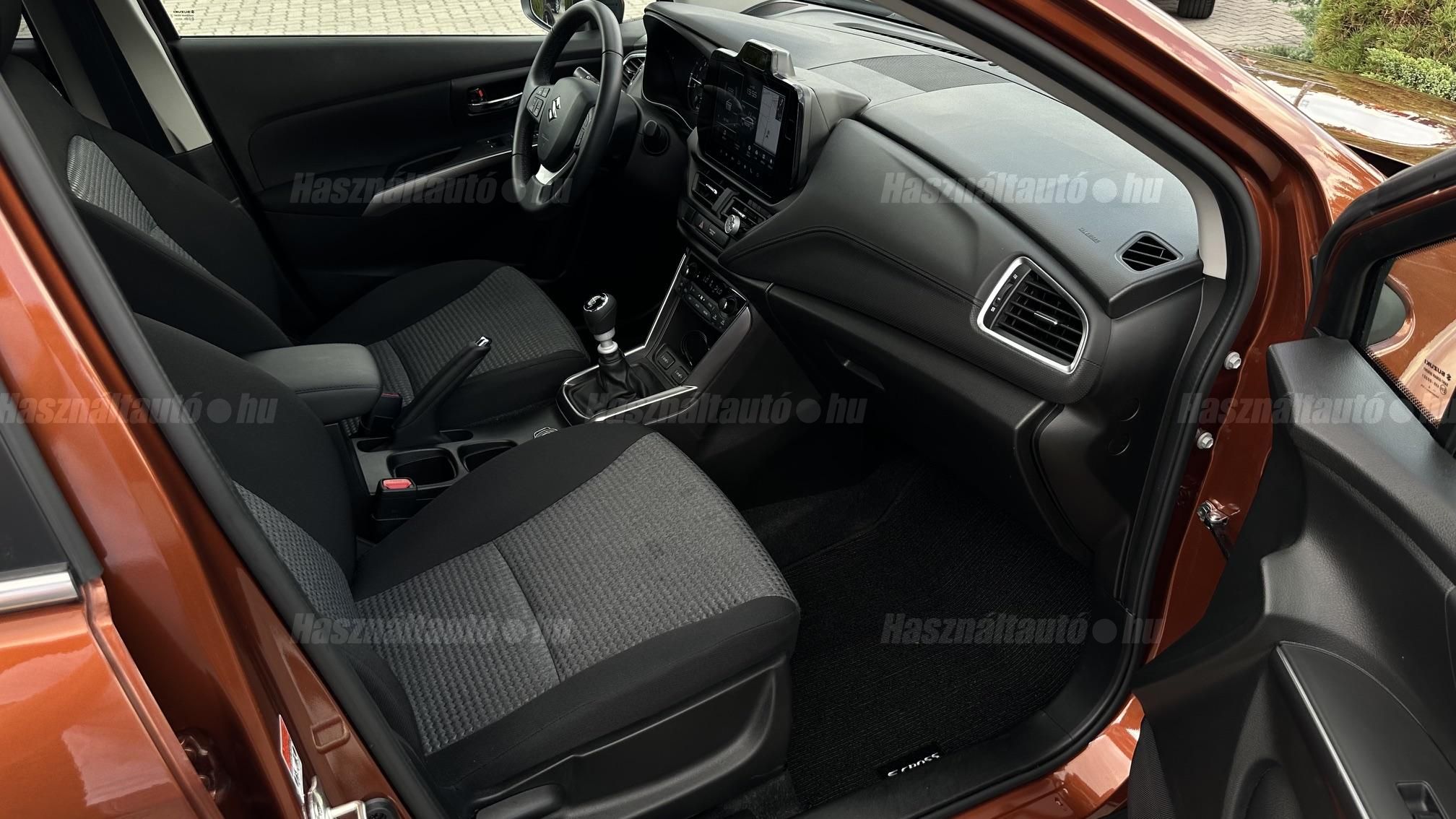 SUZUKI SX4 S-CROSS