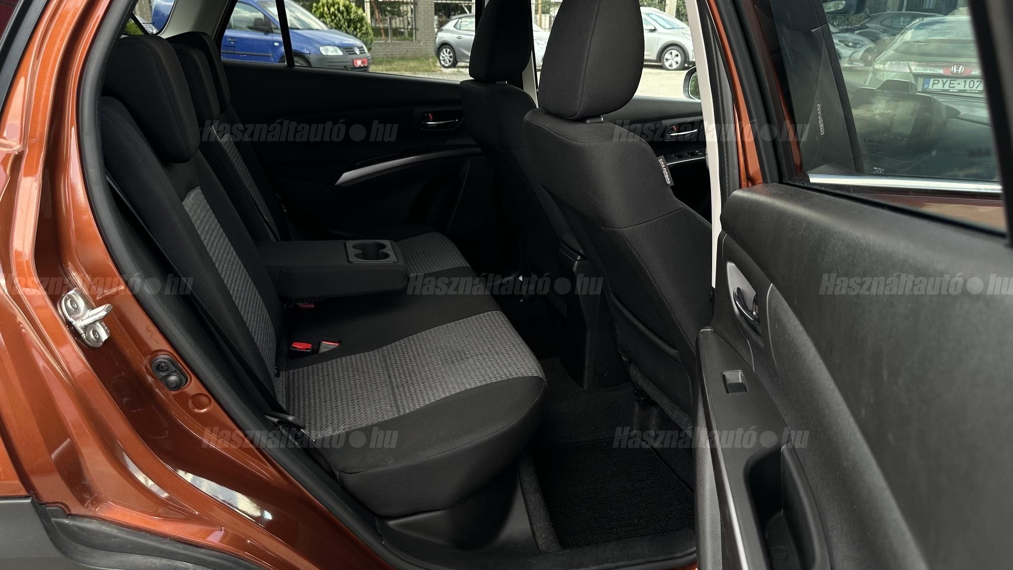 SUZUKI SX4 S-CROSS