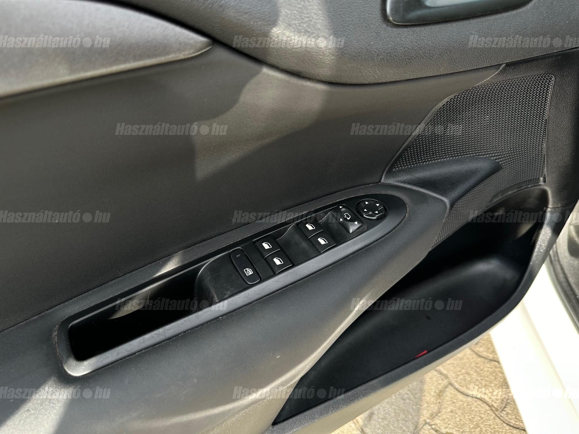 CITROEN C4 1.2 PureTech Live