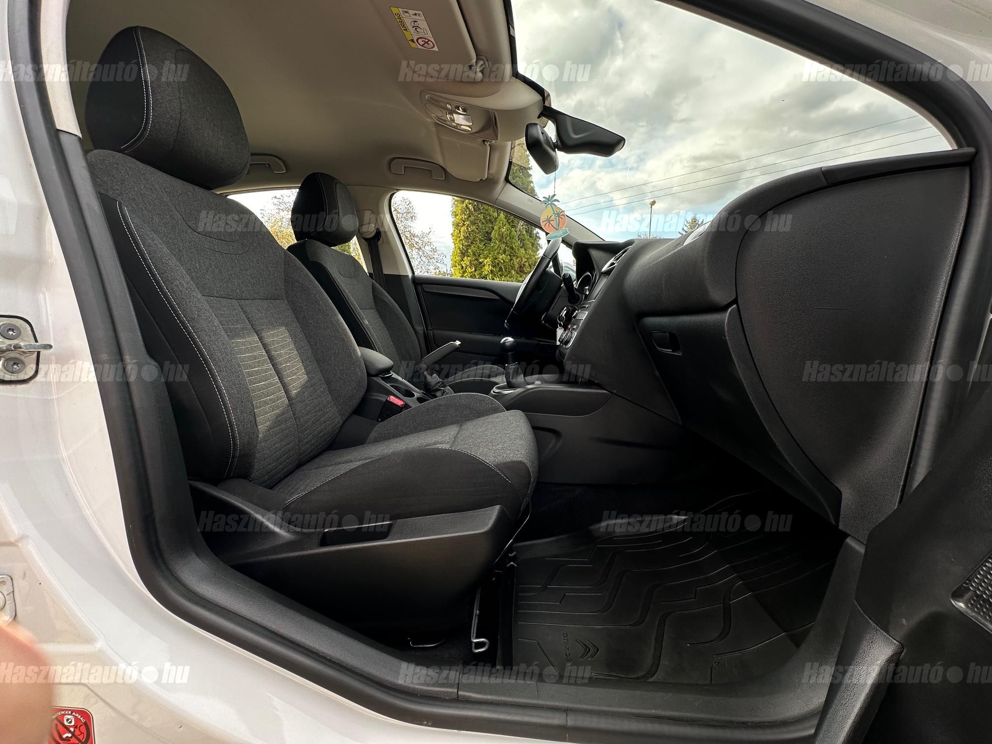 CITROEN C4 1.2 PureTech Live