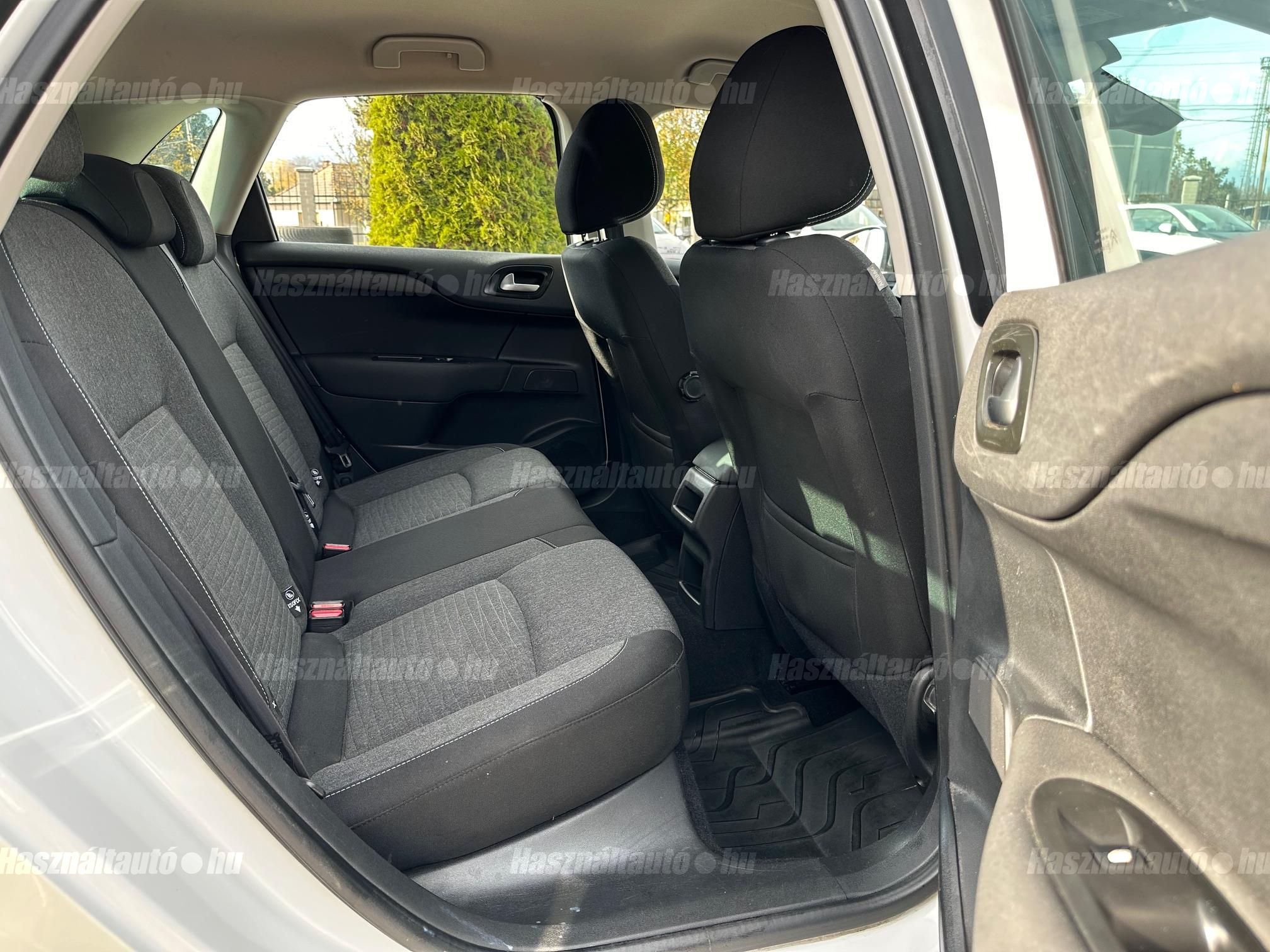 CITROEN C4 1.2 PureTech Live