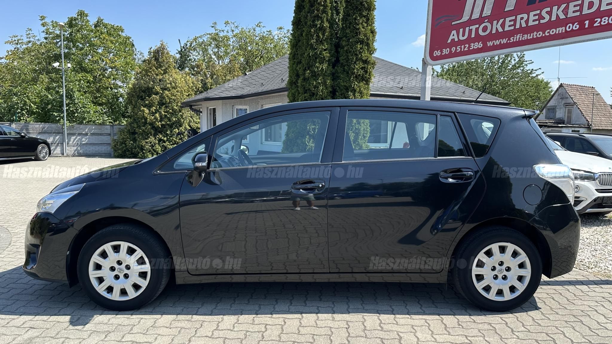 TOYOTA VERSO 1.6 Live Plus