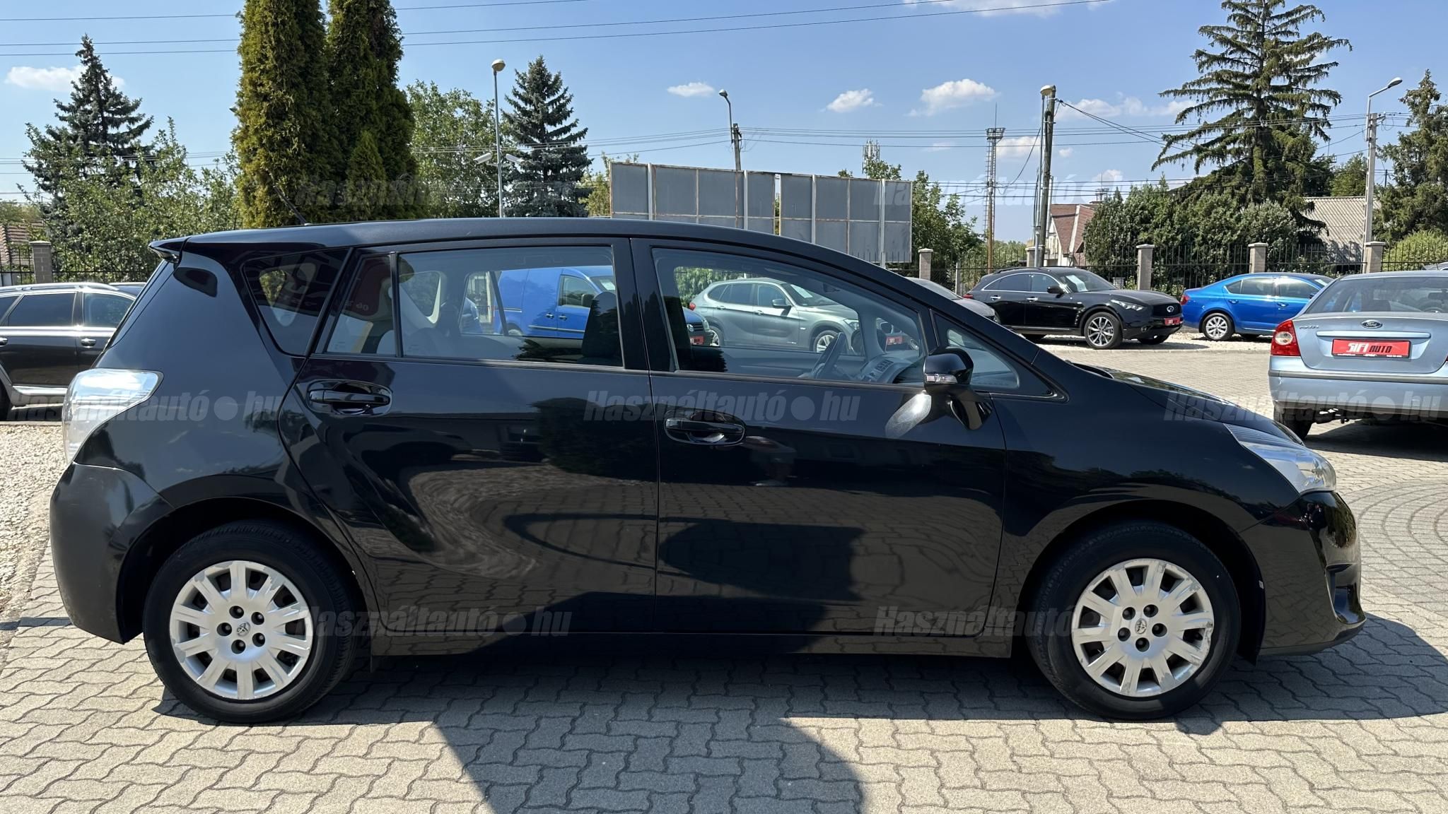 TOYOTA VERSO 1.6 Live Plus
