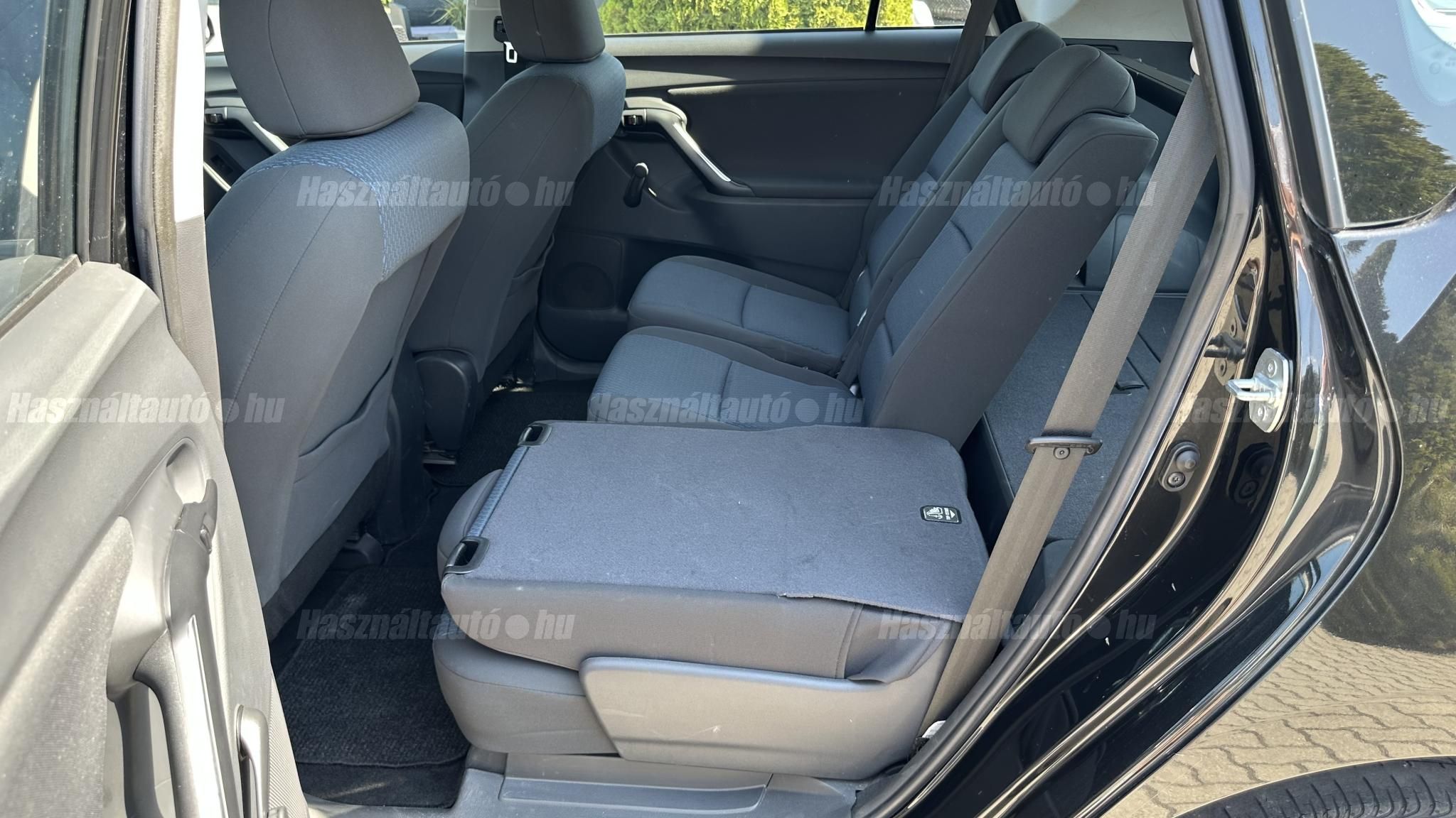 TOYOTA VERSO 1.6 Live Plus