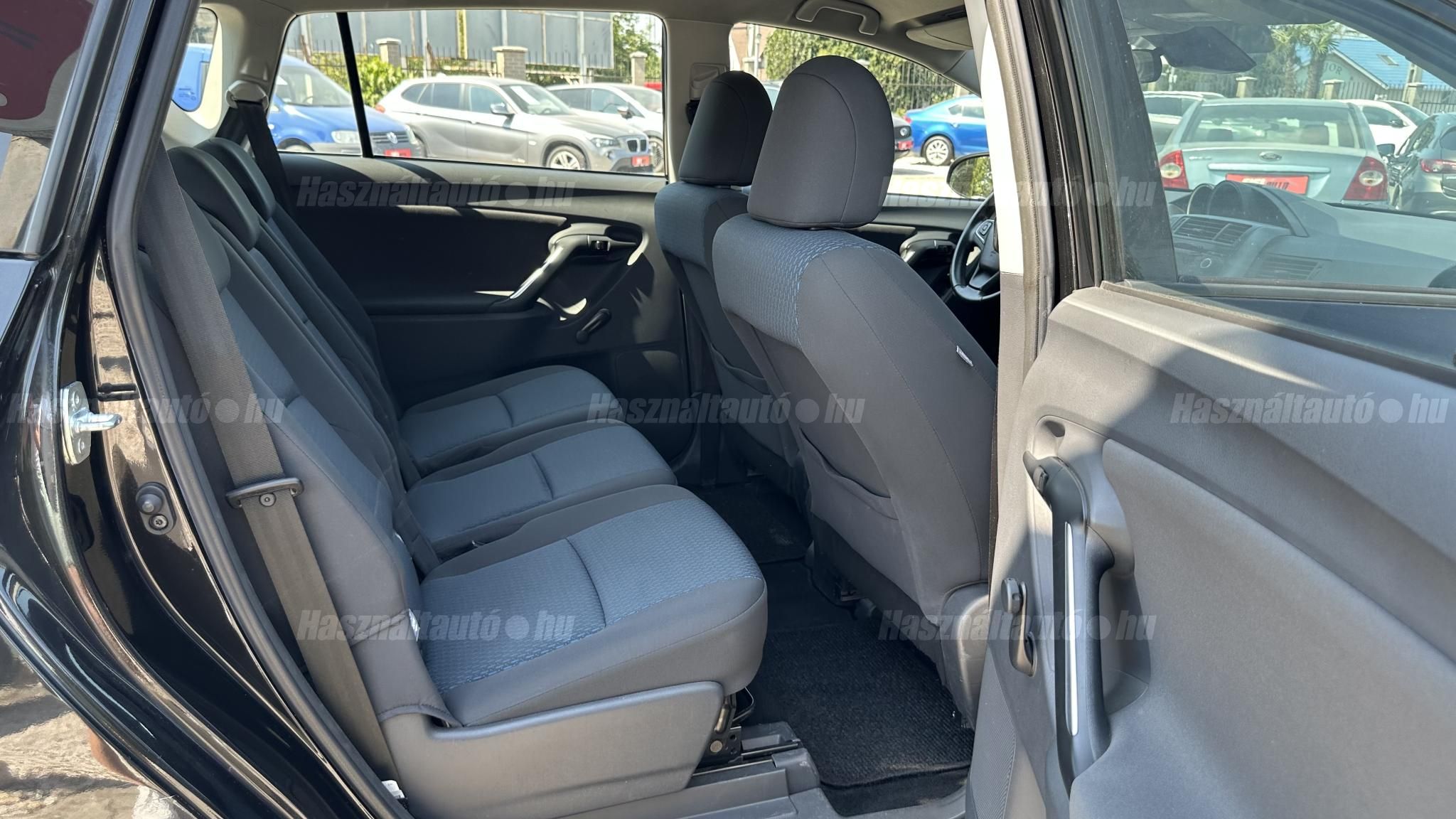 TOYOTA VERSO 1.6 Live Plus