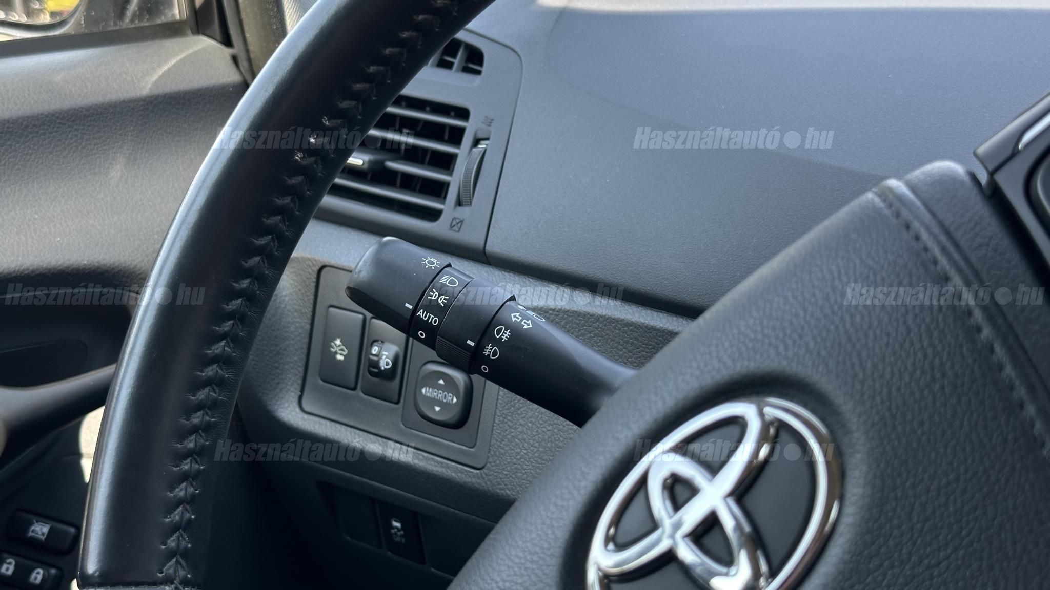 TOYOTA VERSO 1.6 Live Plus