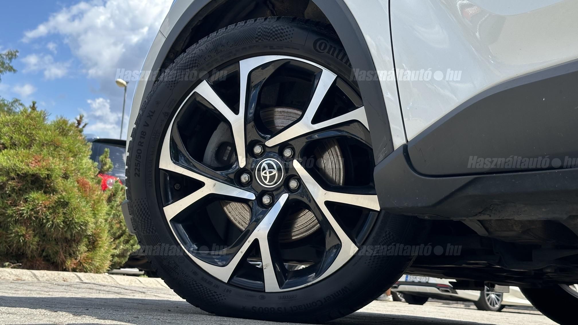 TOYOTA C-HR 1.8 Hybrid Style e-CVT