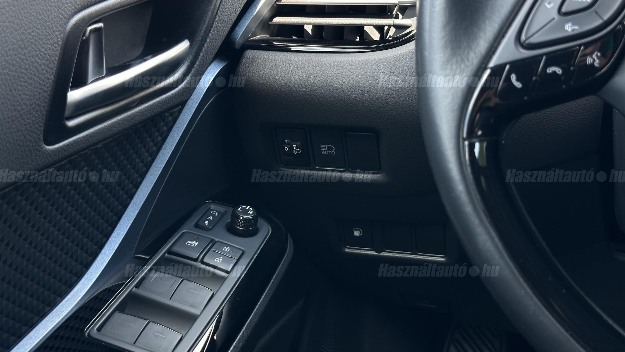 TOYOTA C-HR 1.8 Hybrid Style e-CVT